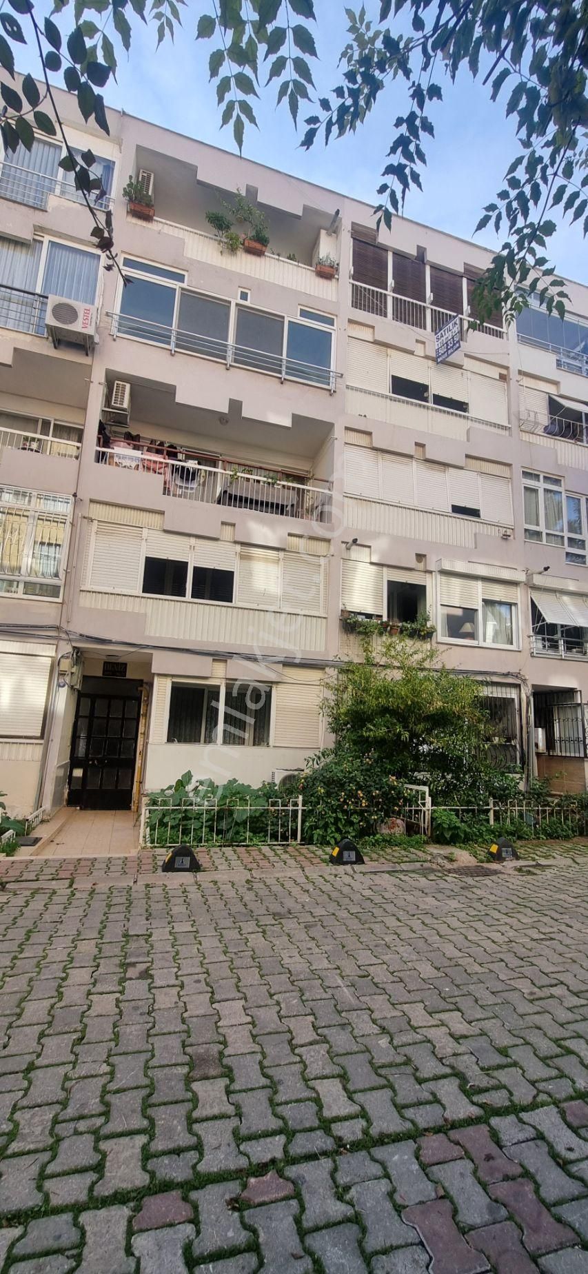 Bostanlı Migros Arkası Arakat