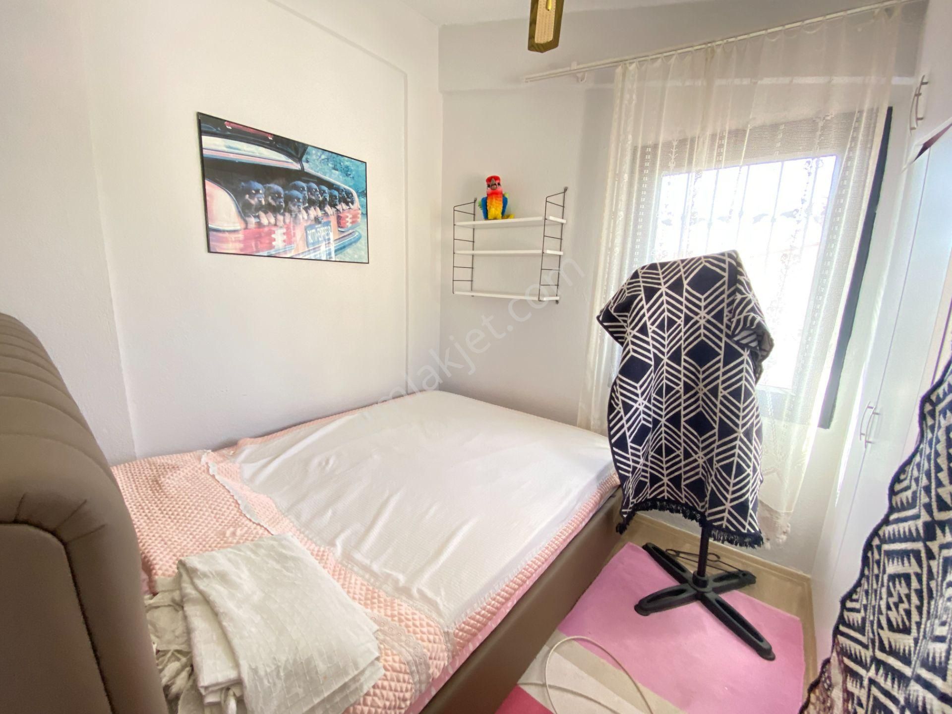 Seferihisar Ürkmez De Denize Tarafında Bahçeli Satılık 5+1 Villa - Görsel 23