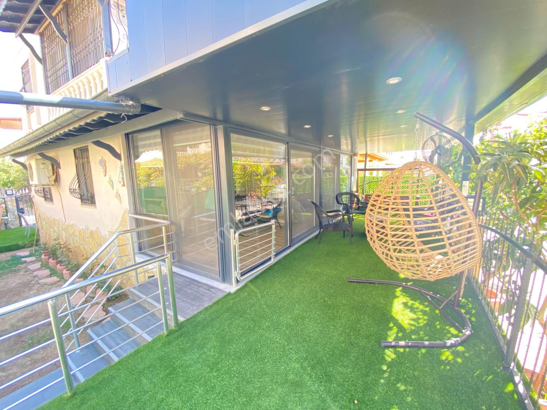 Seferihisar Ürkmez De Denize Tarafında Bahçeli Satılık 5+1 Villa - Görsel 27