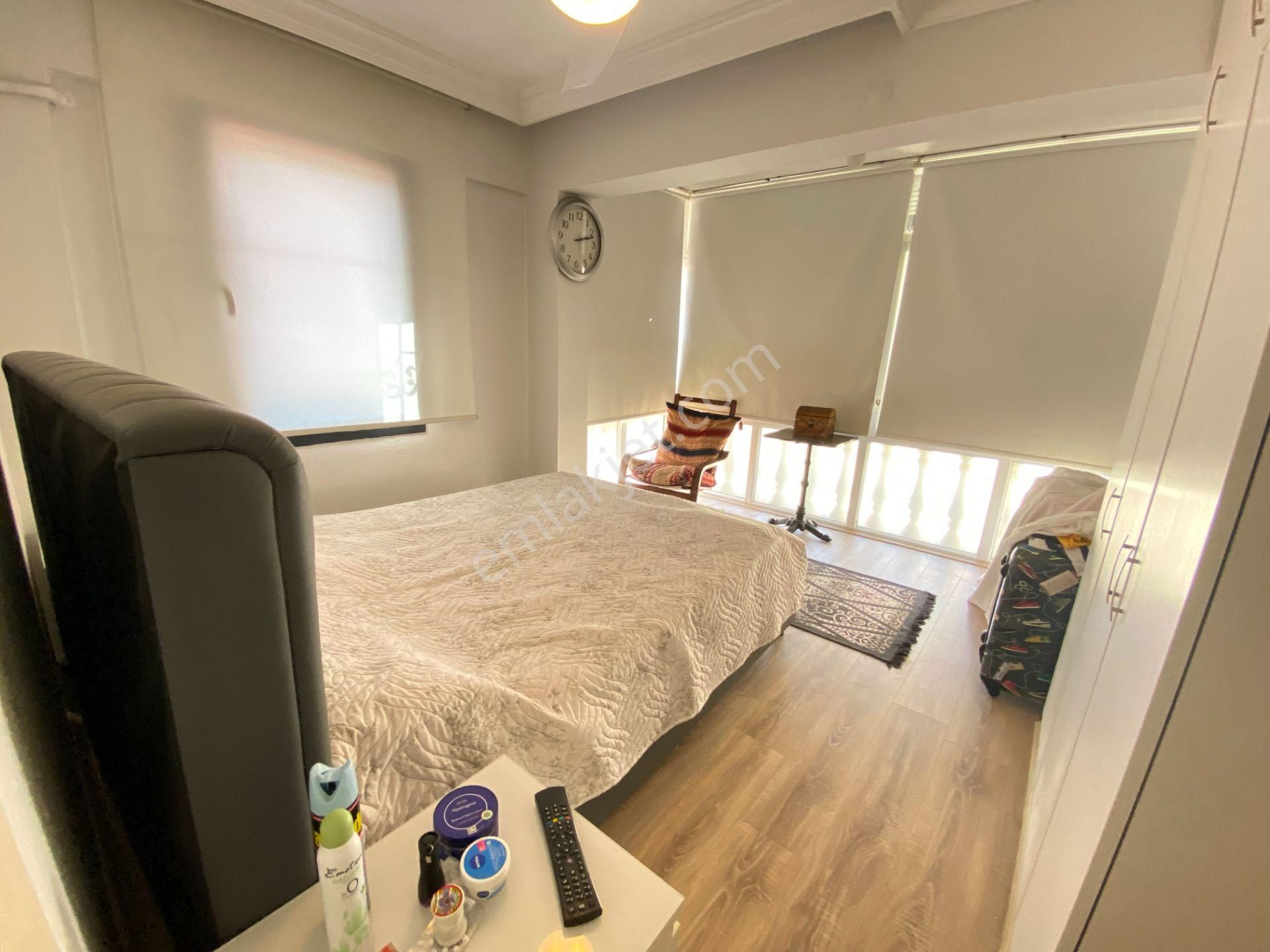 Seferihisar Ürkmez De Denize Tarafında Bahçeli Satılık 5+1 Villa - Görsel 18