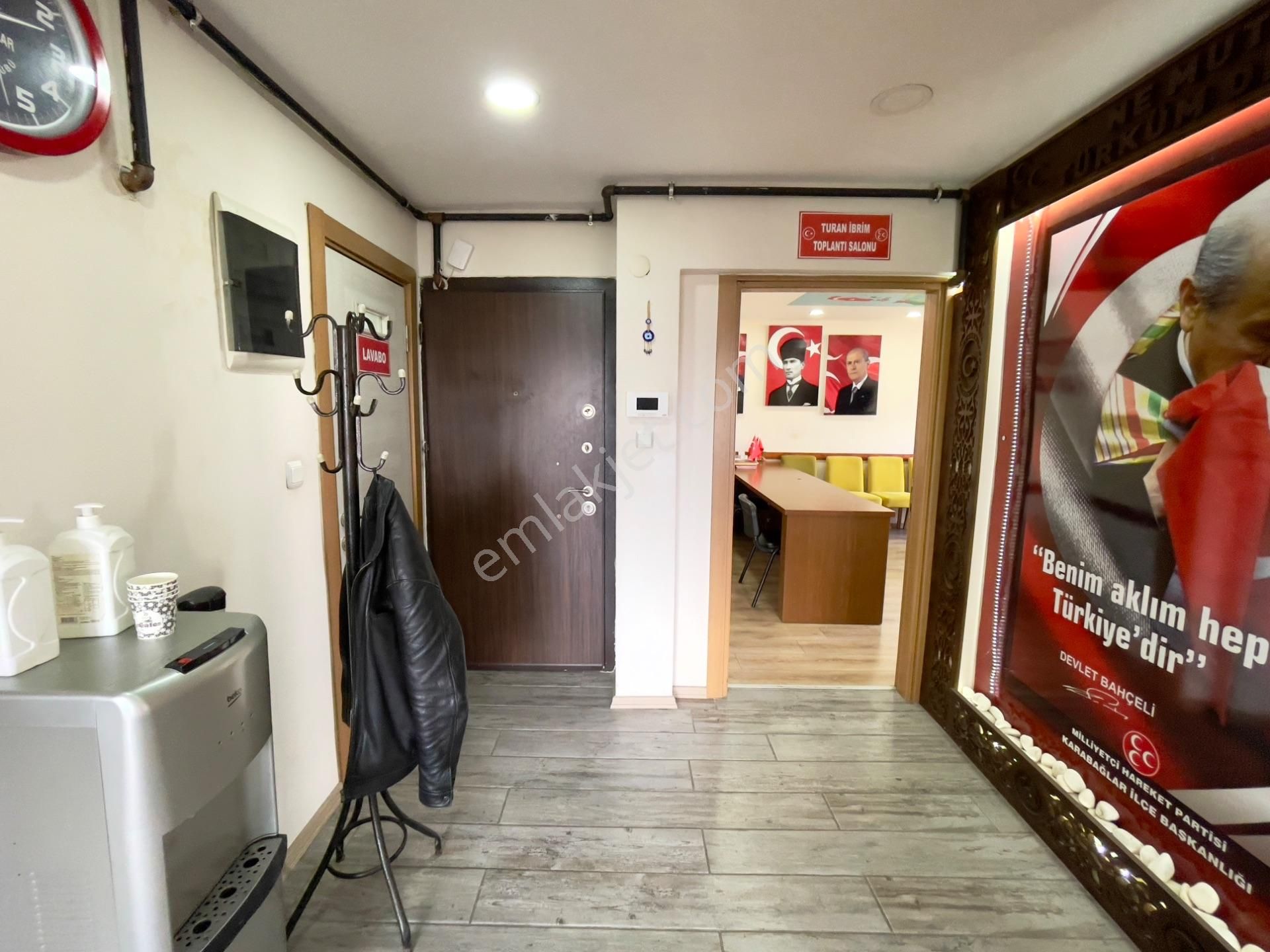 Üçyol Meydanında, Ana Cadde Üzeri, Köşe Bina, 3+1 Daire - Görsel 2