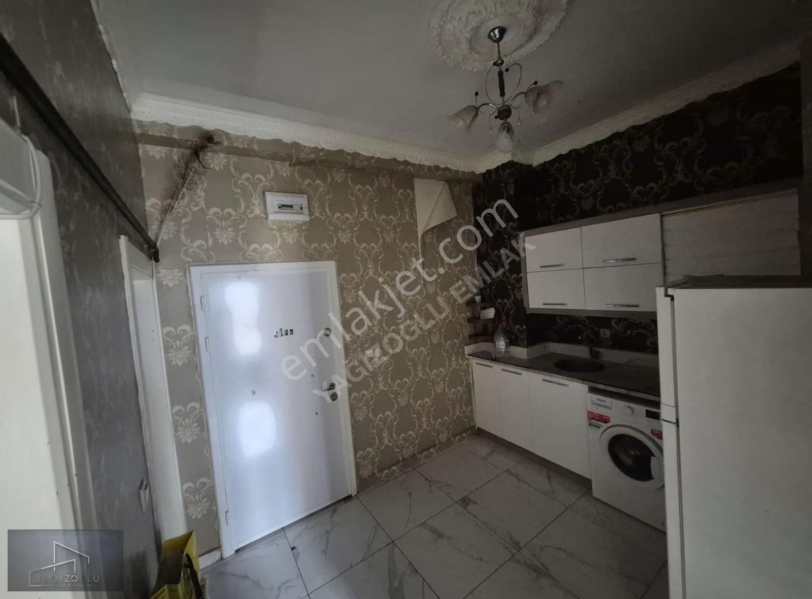 Afyon Erenler Üniversite Karşısında Satılık 2+0 Ön Cephe Daire - Görsel 11