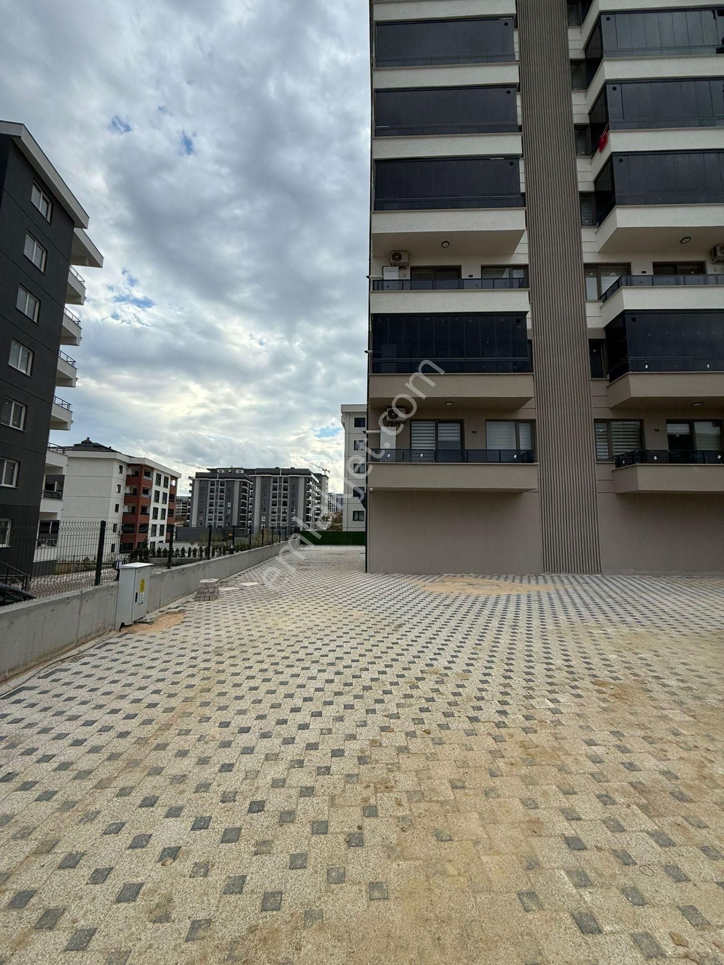 Bursa Kızılcıklı Mh Kiralık Ful Eşyalı 1+1 Daire - Görsel 18