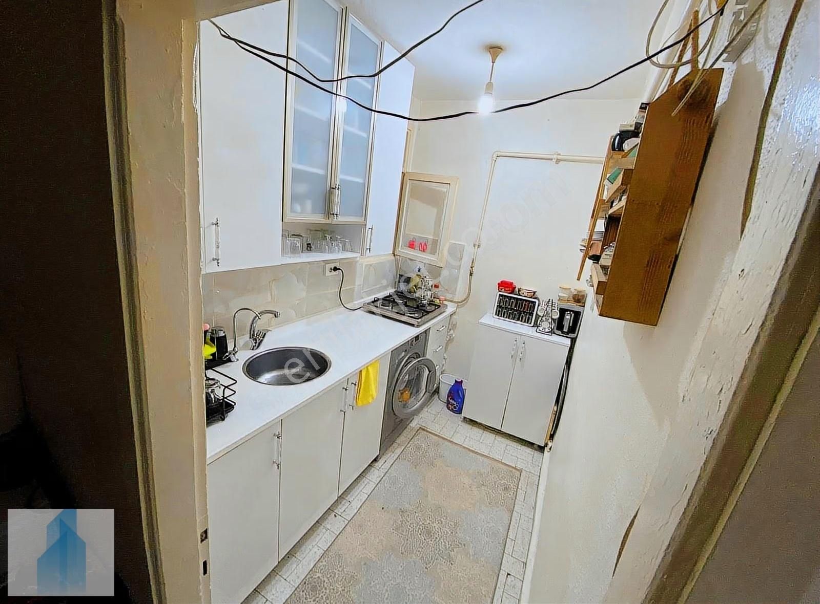 Esenler Fatih'te Kiralık 1+1, 60m2,1. Kat Daire Doğalgaz Sobalı - Görsel 2