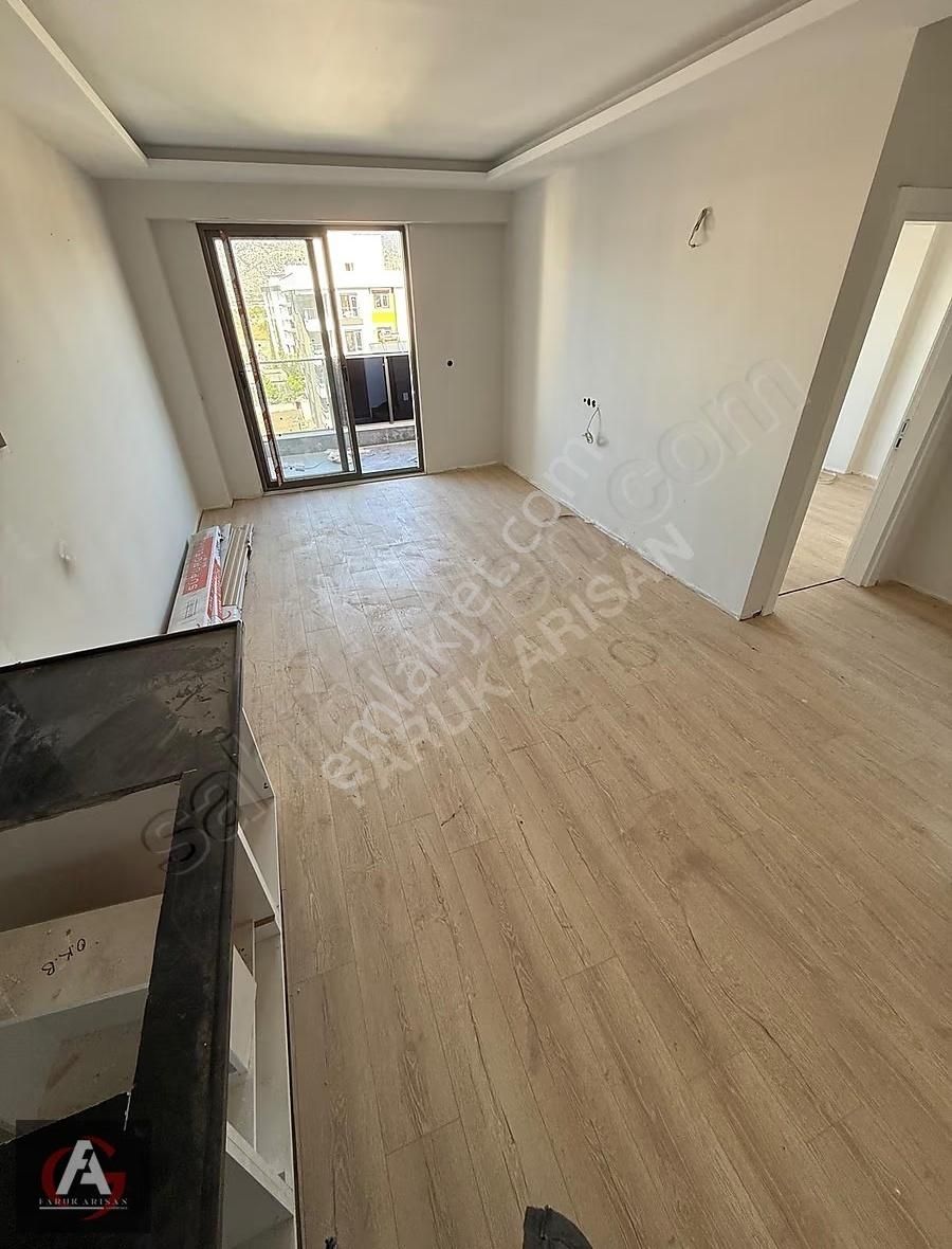 Faruk Arısan'dan Ana Yola Yakın Çok Geniş Bitim Aşamasında 1+1 - Görsel 10