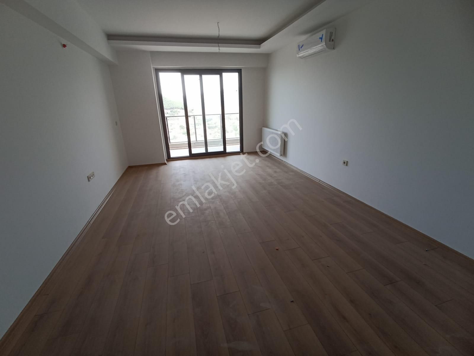 Havuzlu Güvenlikli Dasif Vista Sitesinde 3+1 Kiralık Daire - Görsel 4