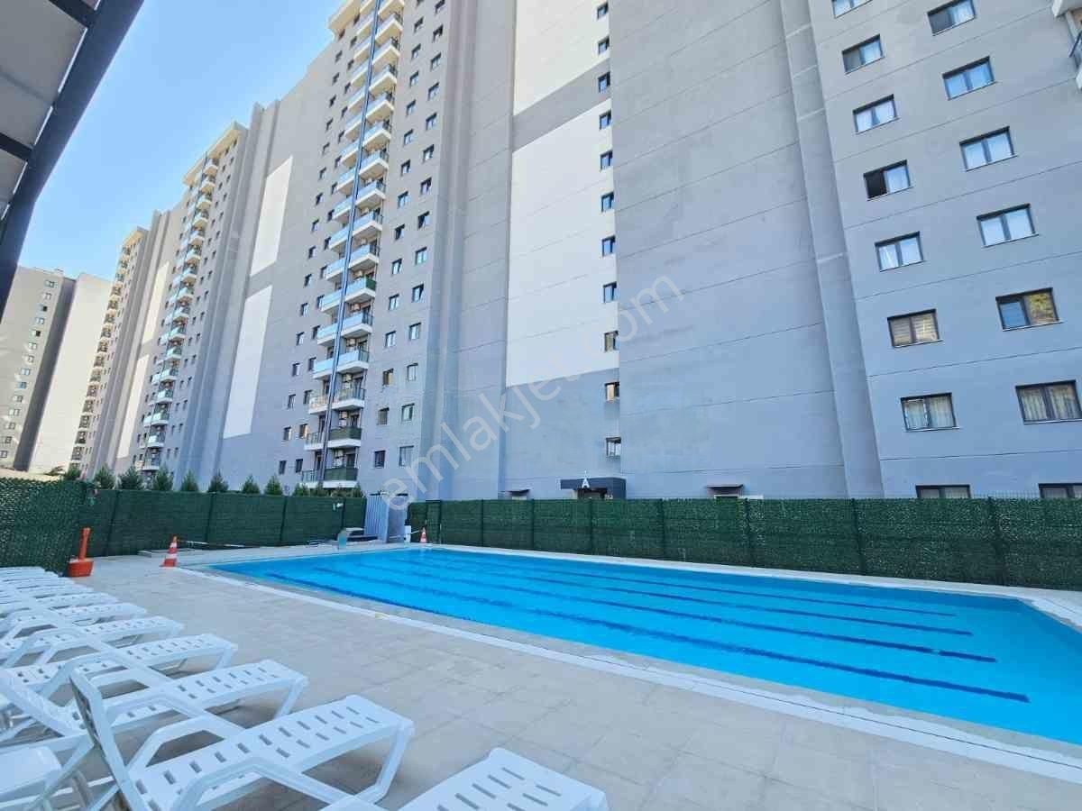 Havuzlu Güvenlikli Dasif Vista Sitesinde 3+1 Kiralık Daire - Görsel 3