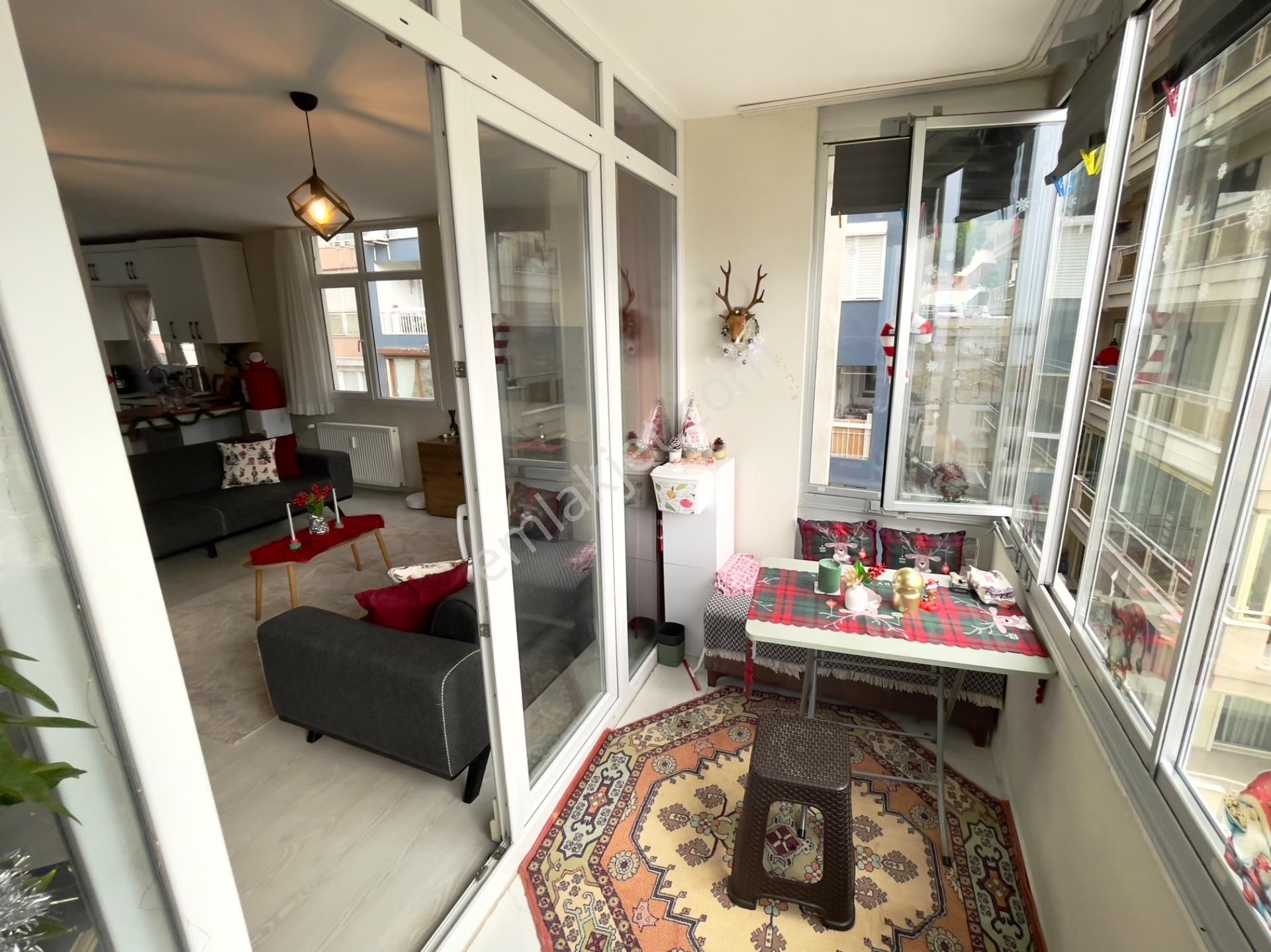 Göztepe, Susuzdede Mevkii, Deniz Manzaralı, Tadilatlı, 3+1 Daire - Görsel 8