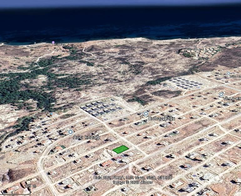 Karaburun Mordoğan Kamukent’te Deniz Manzaralı, Köşe Konumda Villa Arsası - Görsel 3