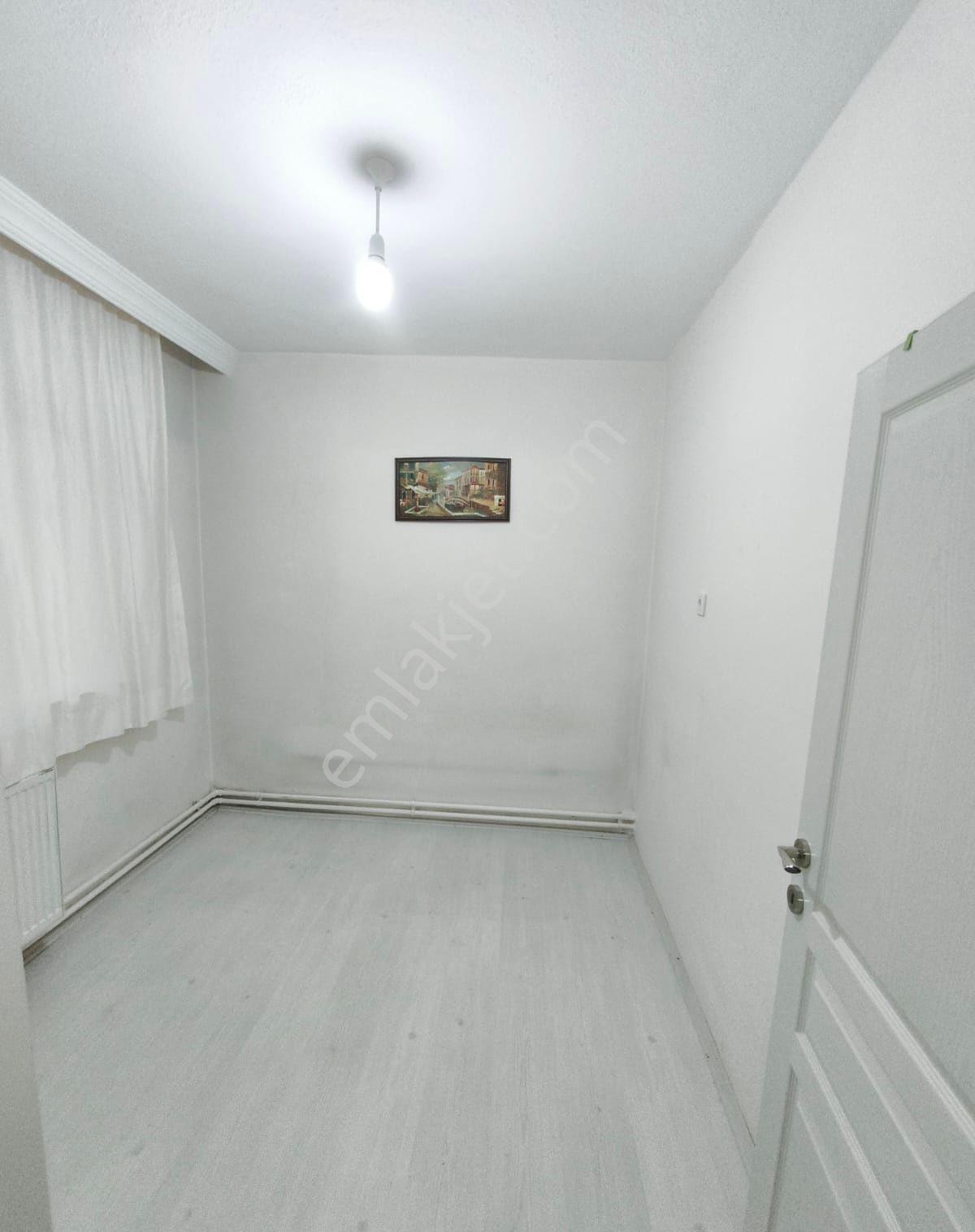 Abidinpaşa'da Bahçe Katı 3+1 Satılık Daire !!! - Görsel 7