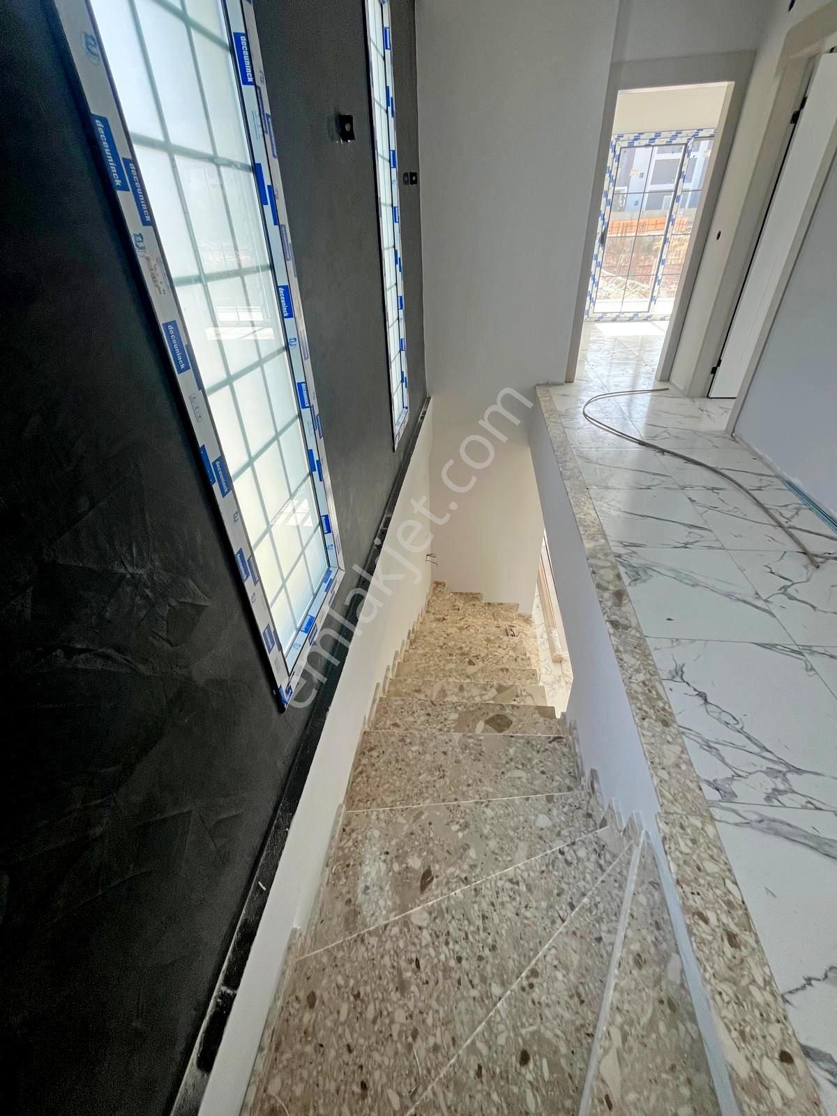 Kuşadası Satılık Davutlarda Müstakil Havuzlu 4+1 Villa - Görsel 29