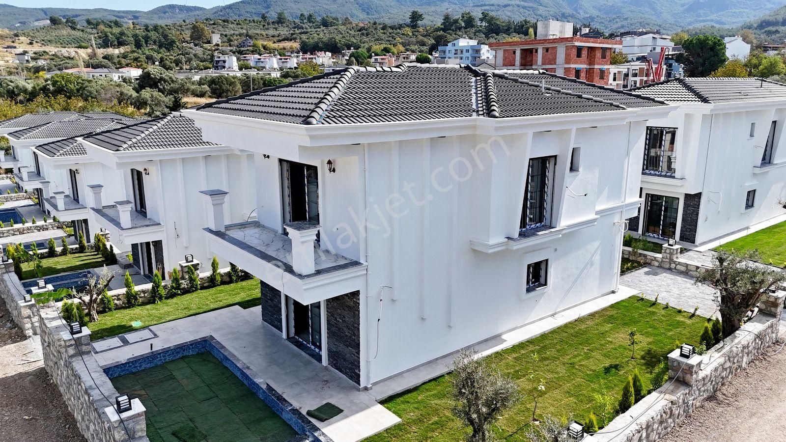 Kuşadası Satılık Davutlarda Müstakil Havuzlu 4+1 Villa - Görsel 5