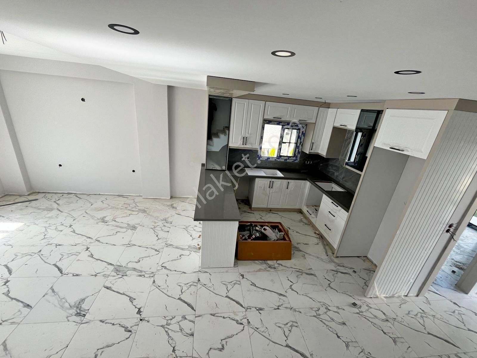 Kuşadası Satılık Davutlarda Müstakil Havuzlu 4+1 Villa - Görsel 22