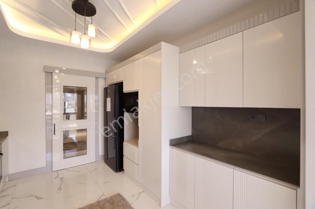 Millioğlu'n Dan Beylerbeyi'n De Satılık 3,5+1 Ultra Lüks Daireler - Görsel 15