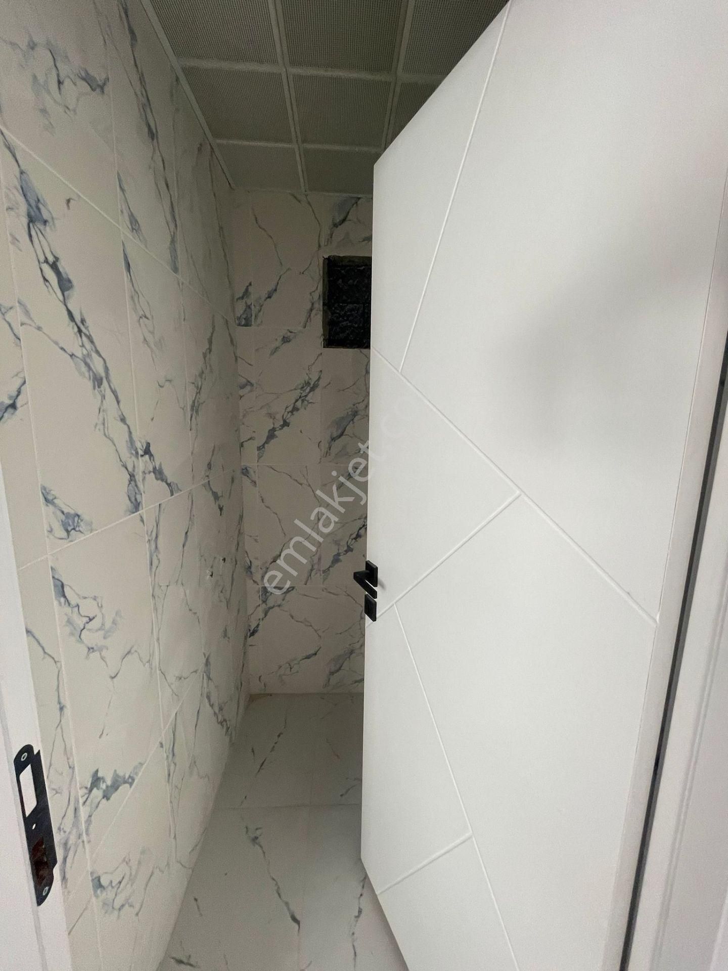 Menderes Mah'de 3+1 Asansörlü Fırsat Daire (0 Bina ) - Görsel 16