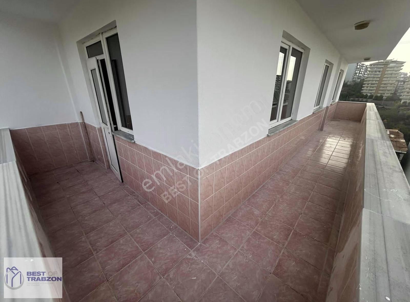 Aydınlıkevlerde Kiralık 3+1 Daire - Görsel 6