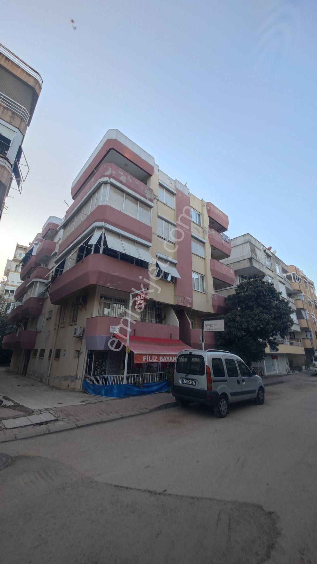 Gençlik Mah. Kenstsel Dönüşüme Uygun Satılık 2+1 Daire