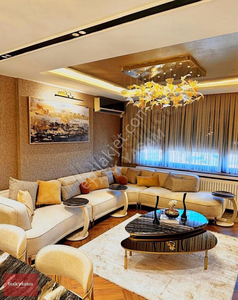 Şişli Kaptanpaşa'da Özel Mimari Tasarımlı Satılık 3+1 Daire - Görsel 3