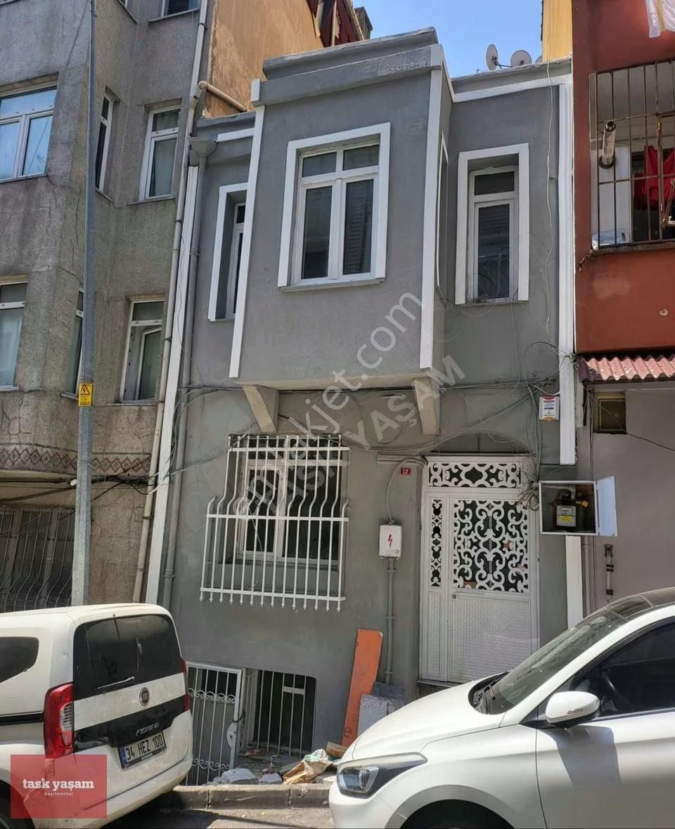 Kurtuluş Eskişehir'de Satılık Bahçeli Müstakil Ev