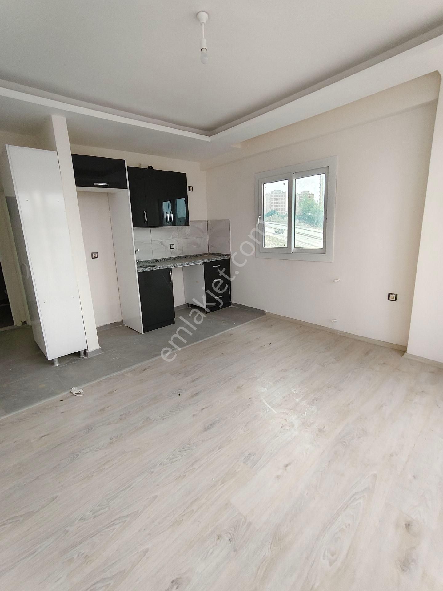 1+1 Satılık Site İçinde Temiz Bina - Görsel 2