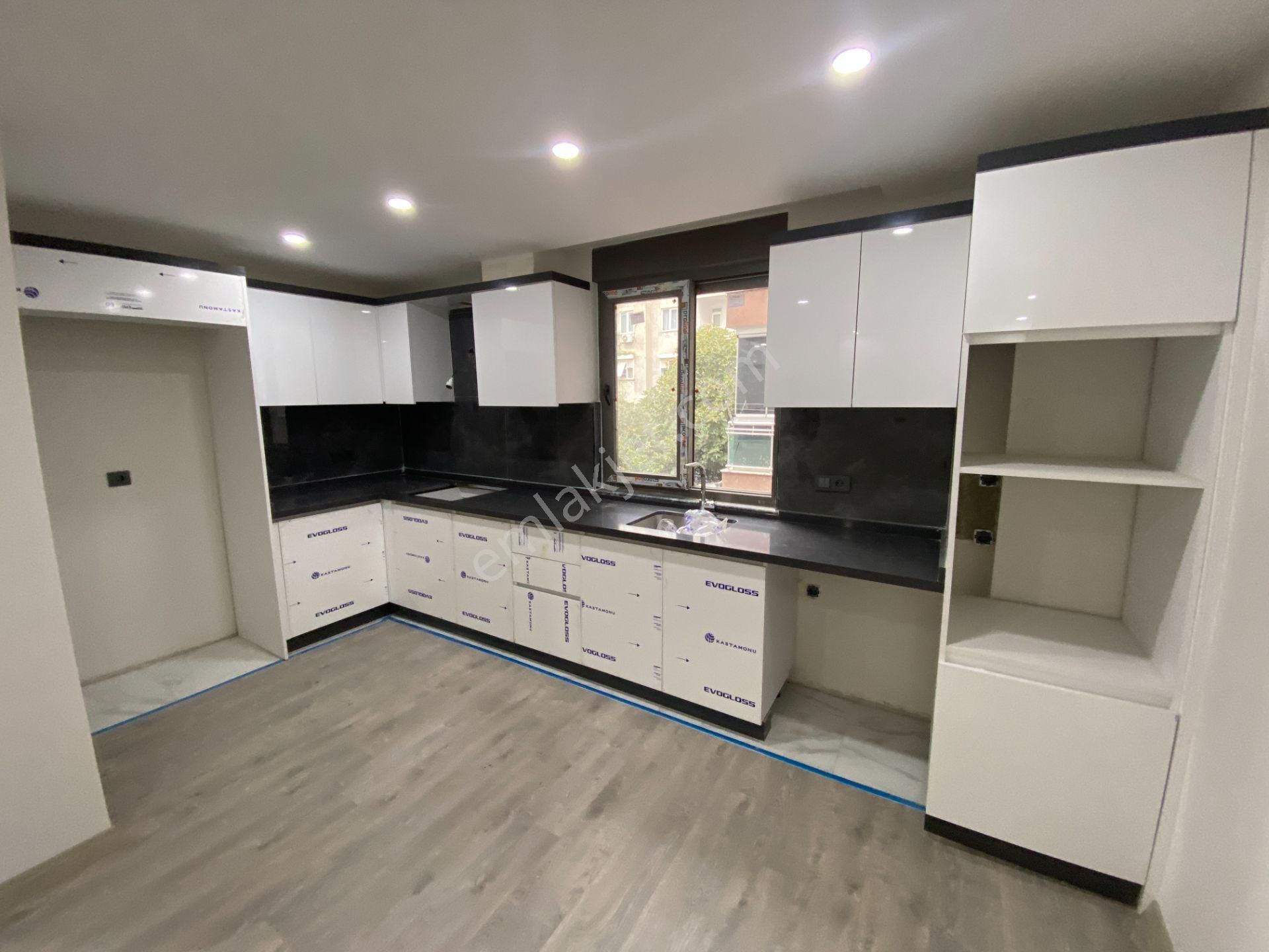 Konyaaltı Cadde Arkası Oyun Parklı K.otoparklı 2+1 - Görsel 3