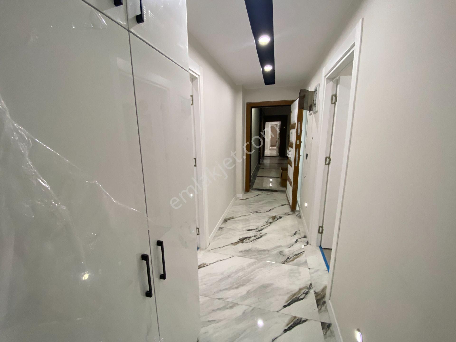 Konyaaltı Cadde Arkası Oyun Parklı K.otoparklı 2+1 - Görsel 15