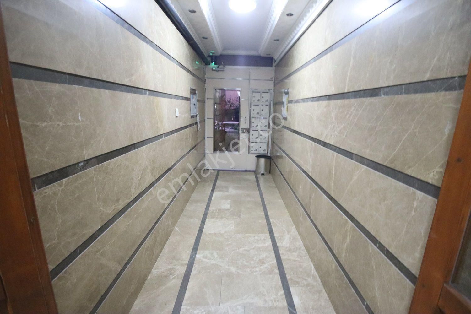 Aşağı Eğlencede 3+1 Kiralık Daire - Görsel 2