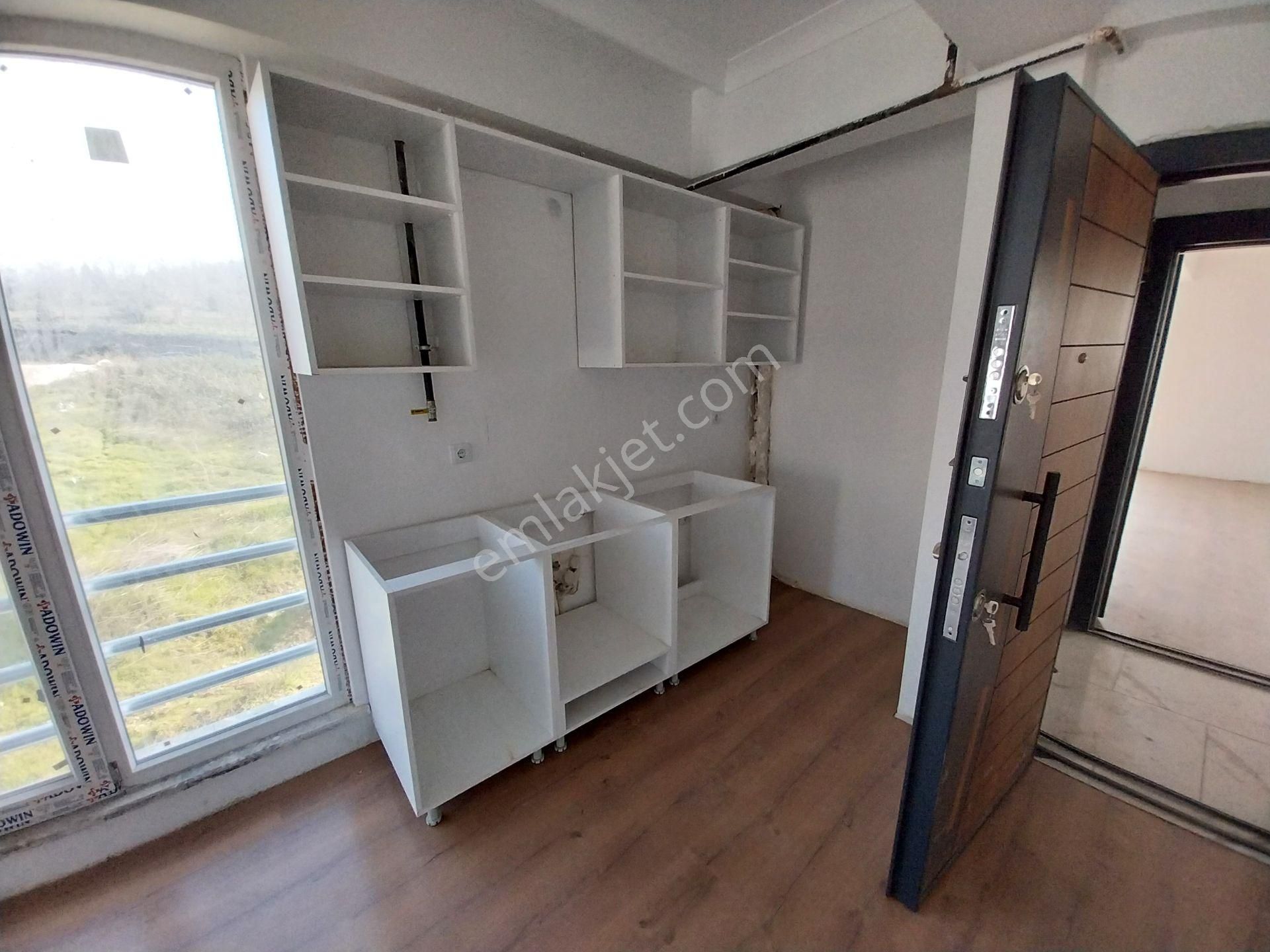 Üniversite Ve Tıp Fakültesi'nin Karşısında Sıfır Satılık 1+1 Daire - Görsel 5