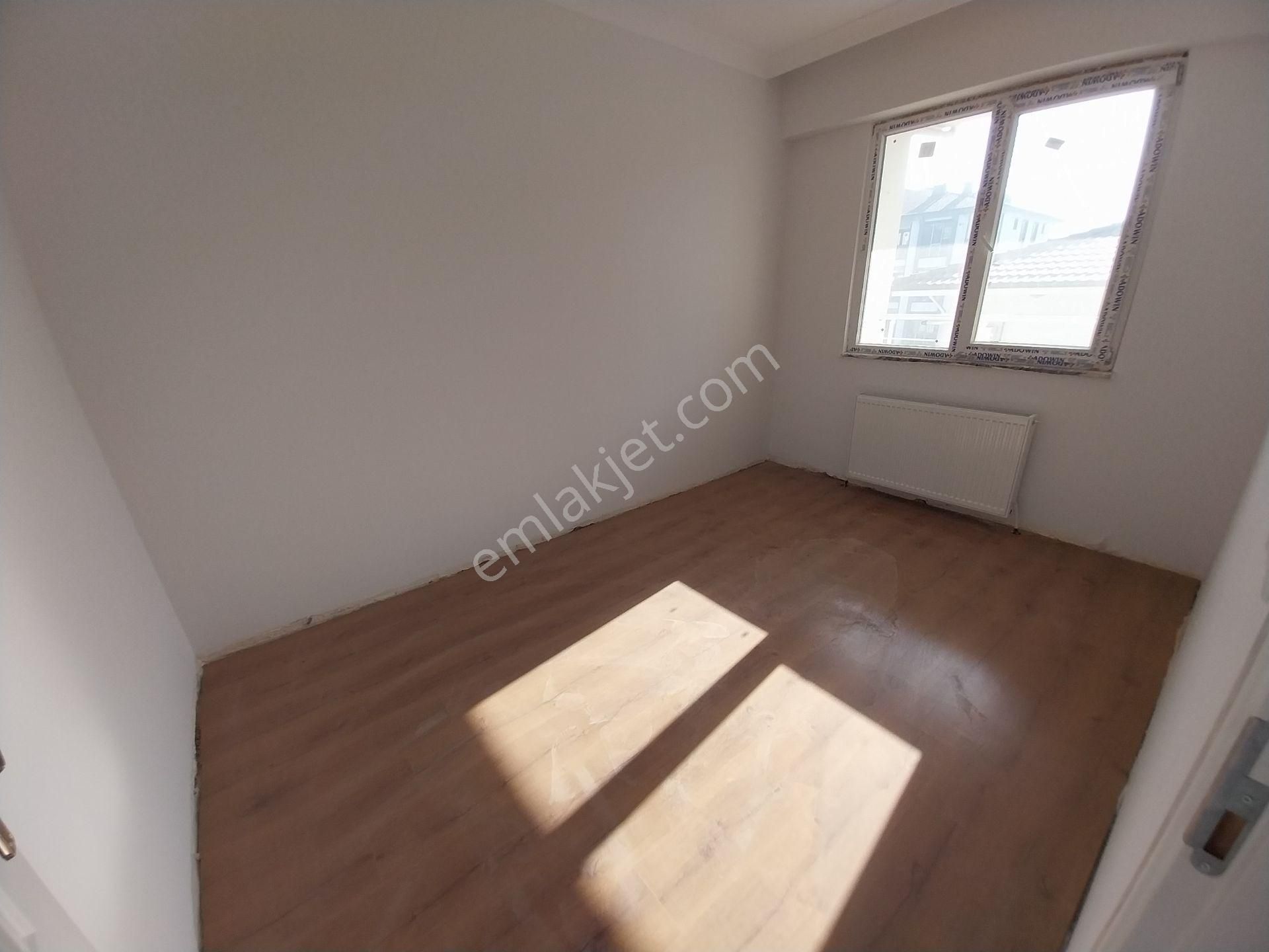 Üniversite Ve Tıp Fakültesi'nin Karşısında Sıfır Satılık 1+1 Daire - Görsel 24