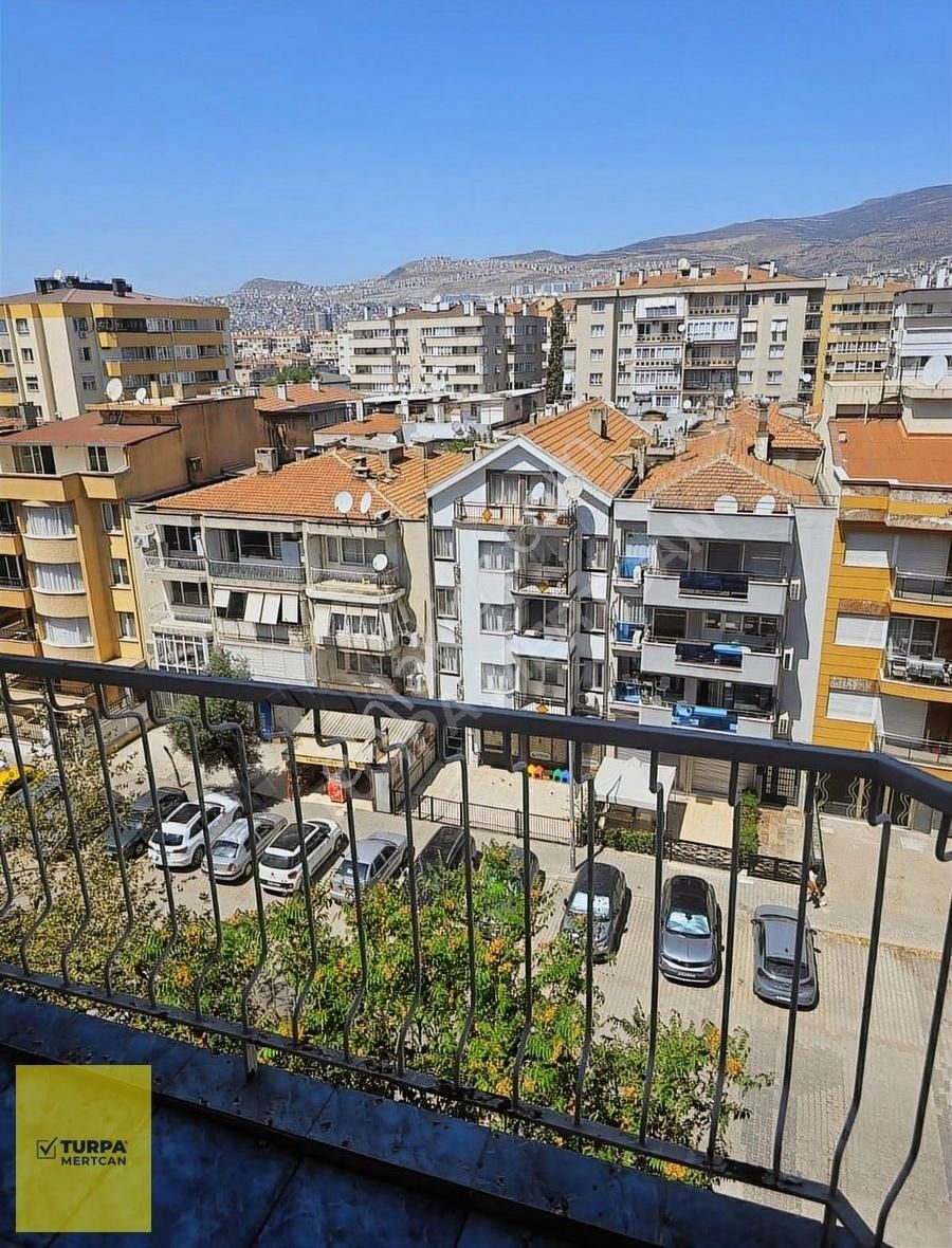 Bornova Ankara Cad.üzeri Satılık 3+1 Daire - Görsel 6