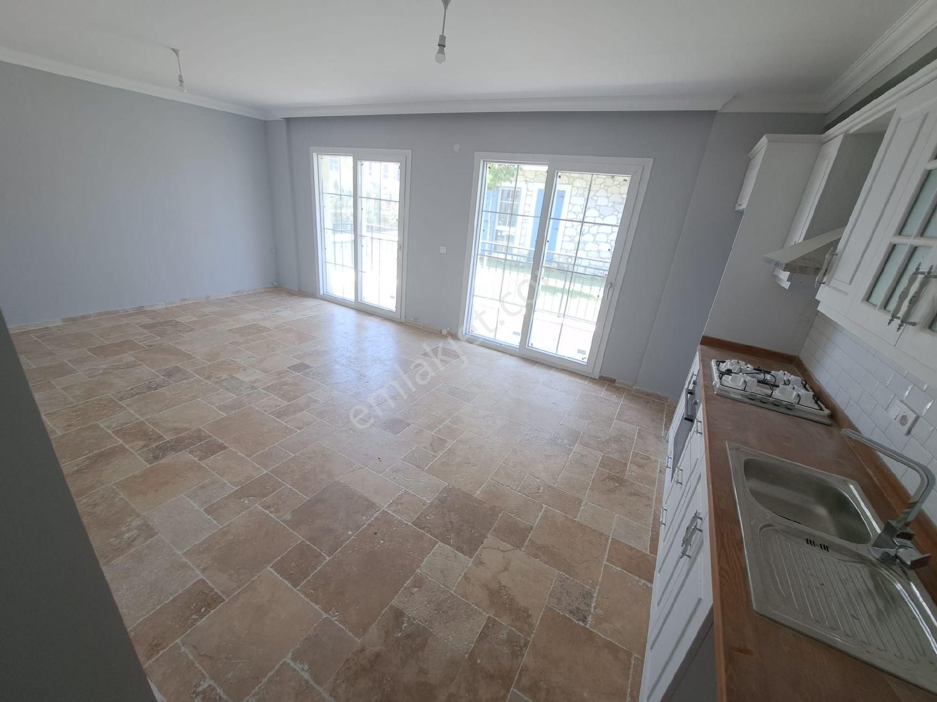 Altınova Siber Lıfe Köşe Bahçe Katı - Görsel 16