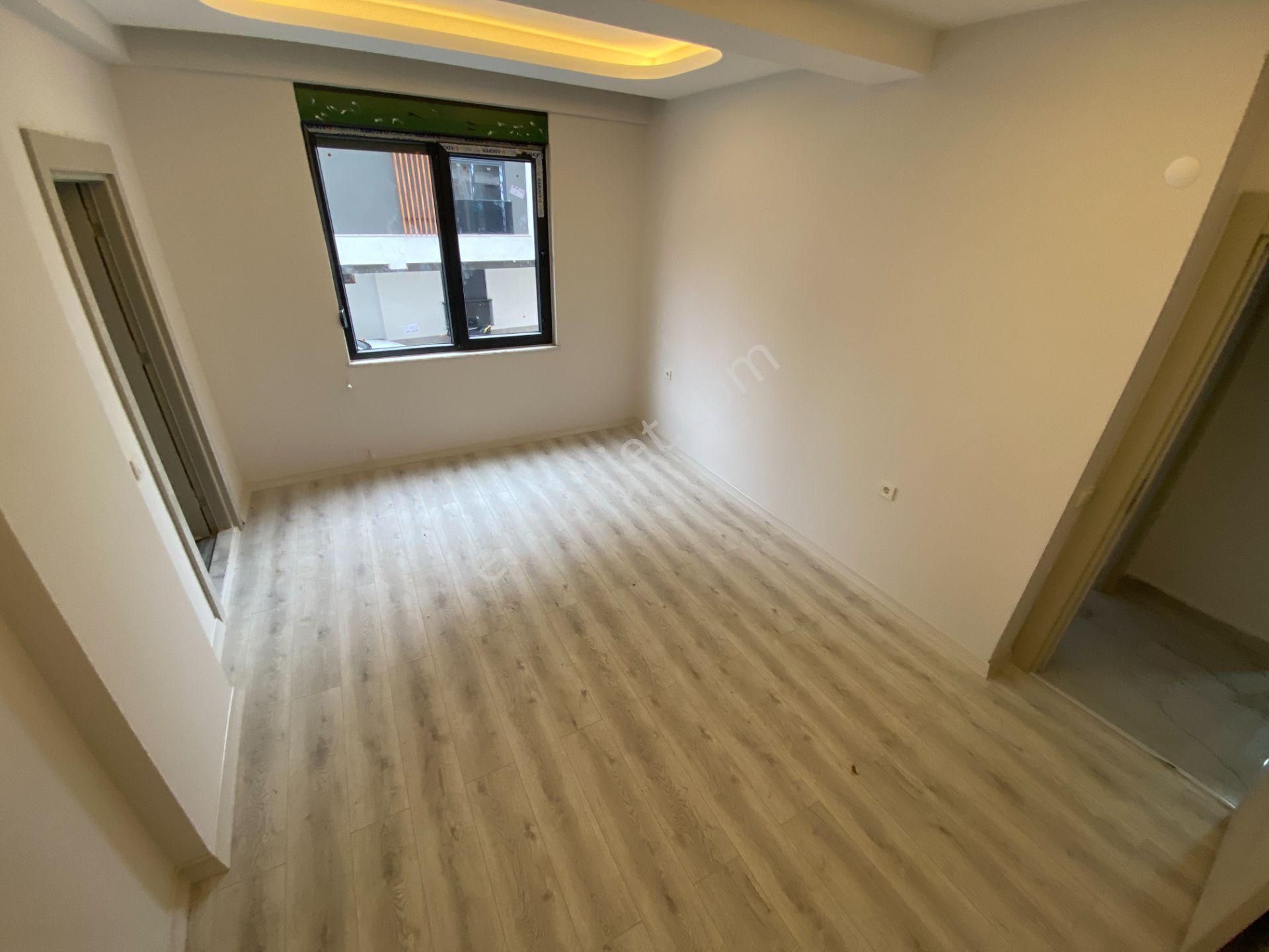 Atatürk Parkına 5 Dk. Mesafede Çok Geniş Sıfır 2+1 - Görsel 18