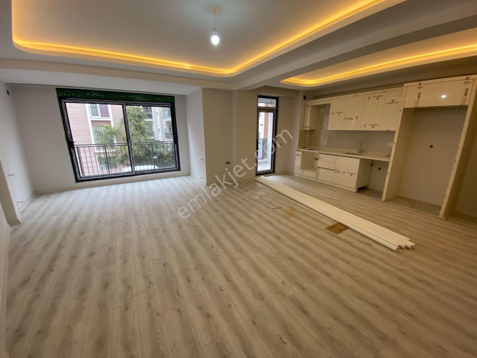 Atatürk Parkına 5 Dk. Mesafede Çok Geniş Sıfır 2+1 - Görsel 2