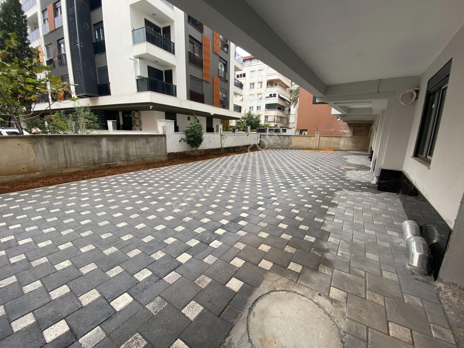 Atatürk Parkına 5 Dk. Mesafede Çok Geniş Sıfır 2+1 - Görsel 29