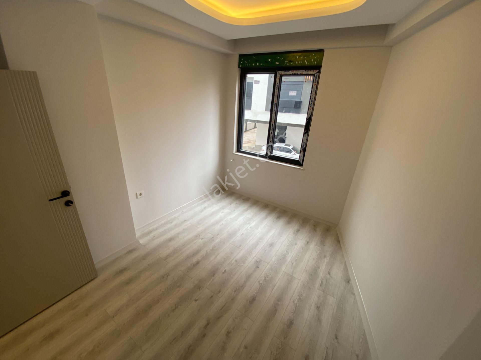 Atatürk Parkına 5 Dk. Mesafede Çok Geniş Sıfır 2+1 - Görsel 26