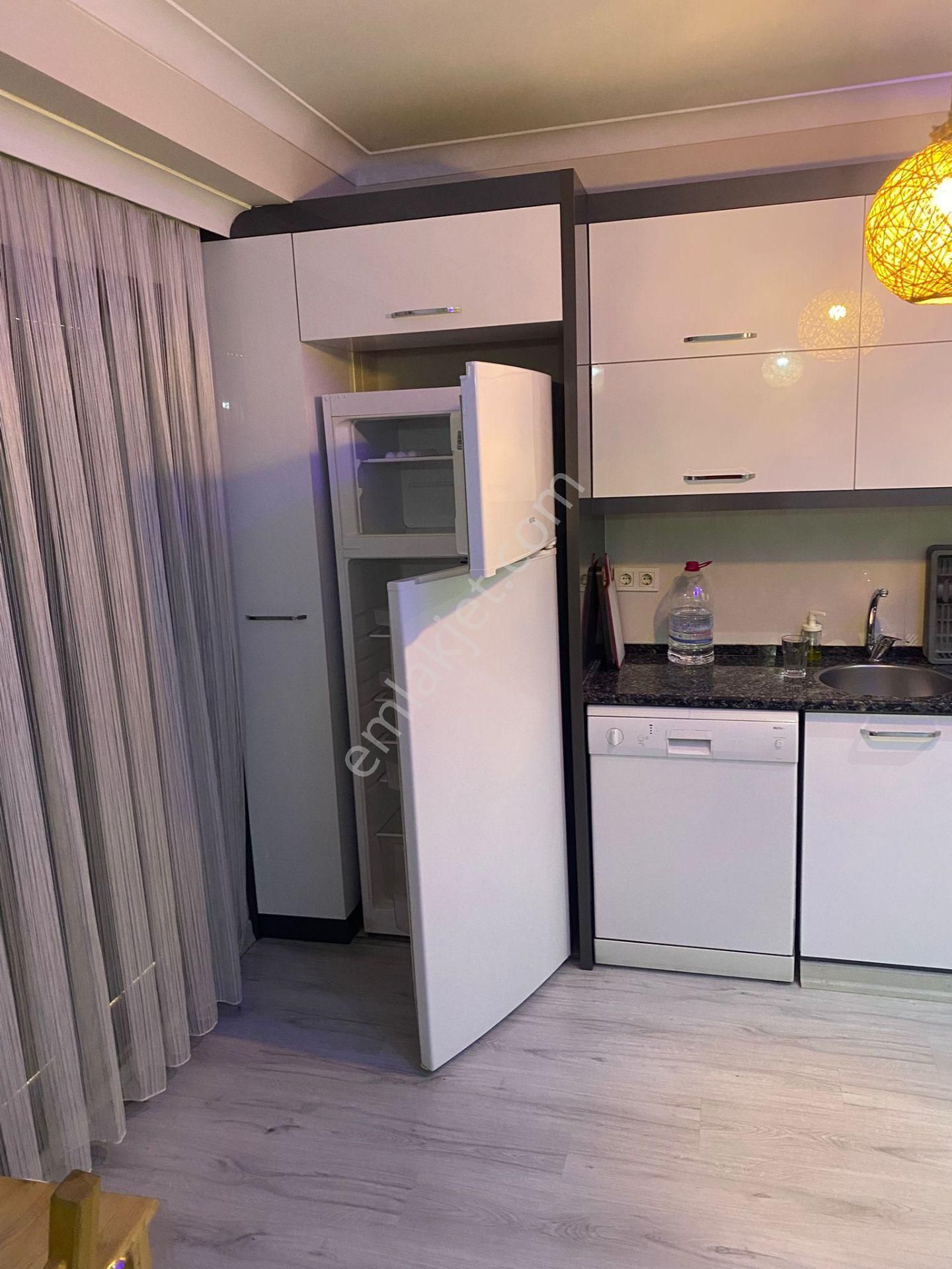 Karşıyaka Bahçelievler Mahallesinde 1+1 Satılık Daire - Görsel 4