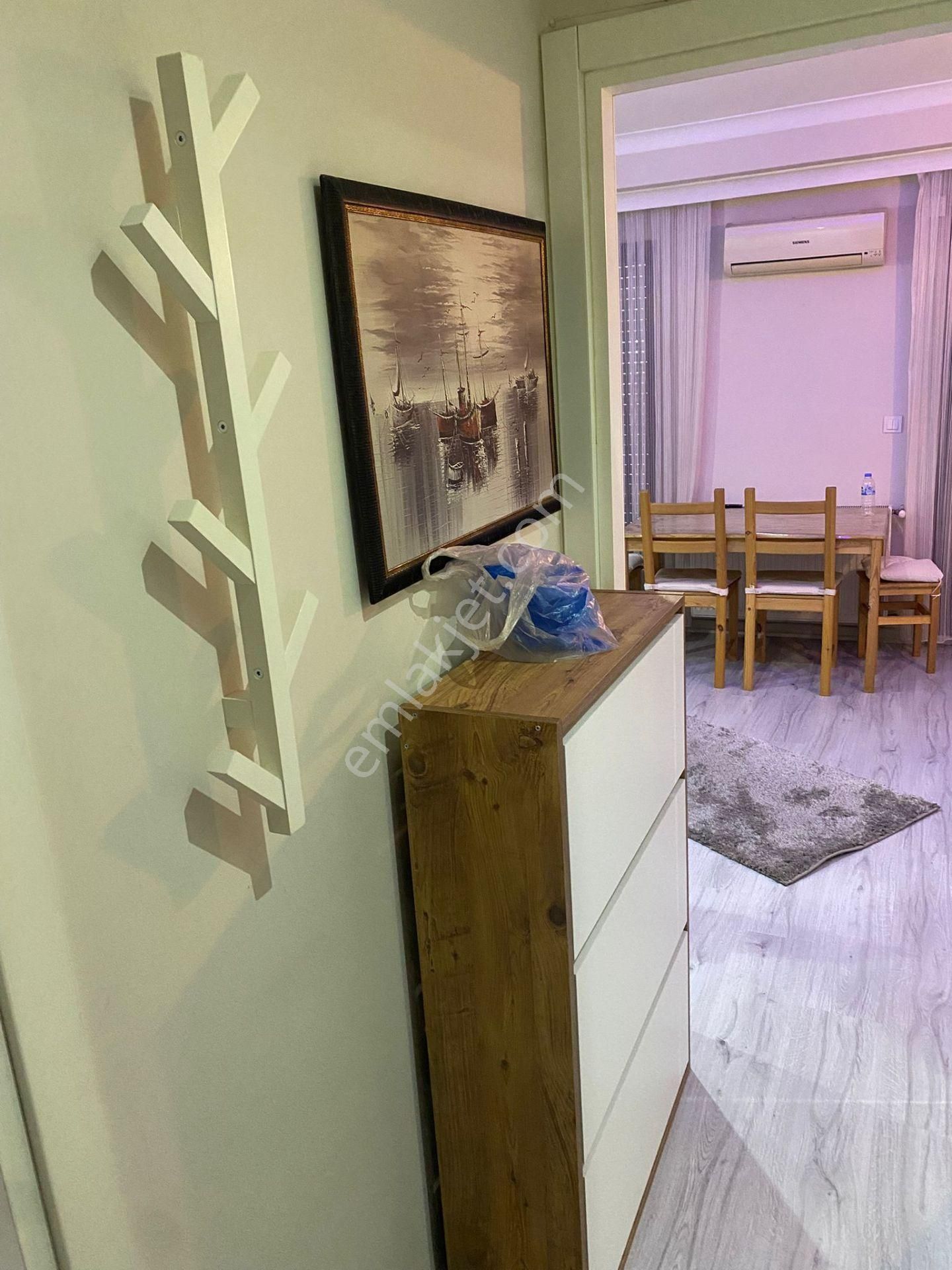 Karşıyaka Bahçelievler Mahallesinde 1+1 Satılık Daire - Görsel 3