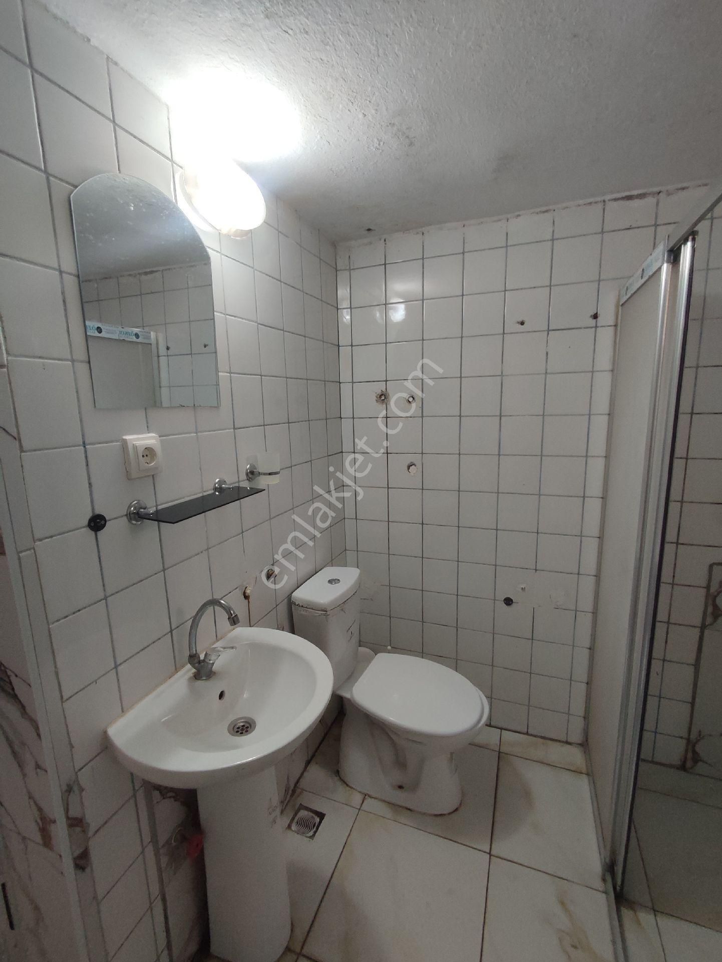 Baraj Yolu Civarı Kiralık Eşyalı Daire Geniş Oturumlu - Görsel 4