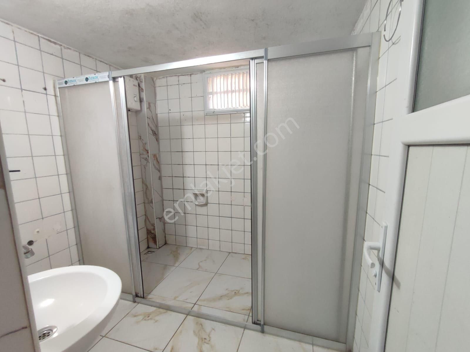 Seyhan Baraj Yolunda Eşyalı Kiralık 1+1 - Görsel 8