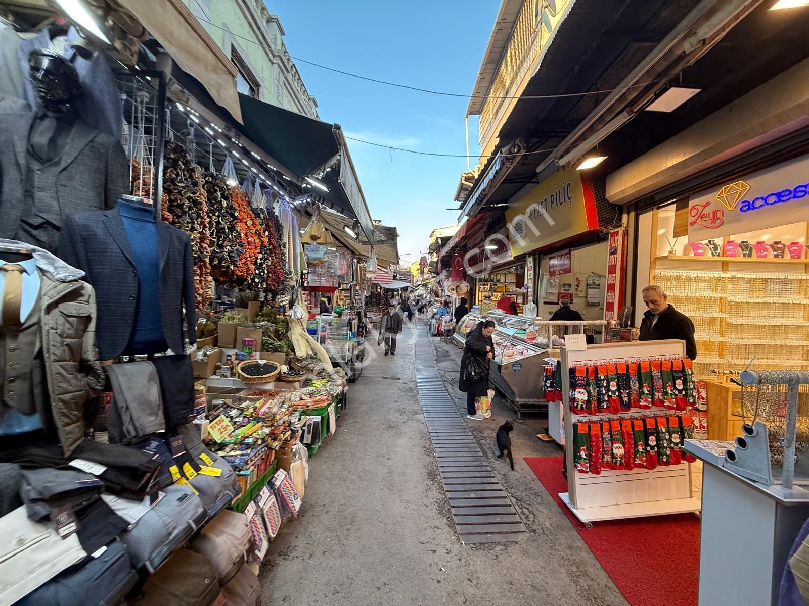 Konak Kemeraltı Paşa Cami Ye Yakın Yol Üstü 30 M2 İki Katlı Satılık Dükkan - Görsel 13