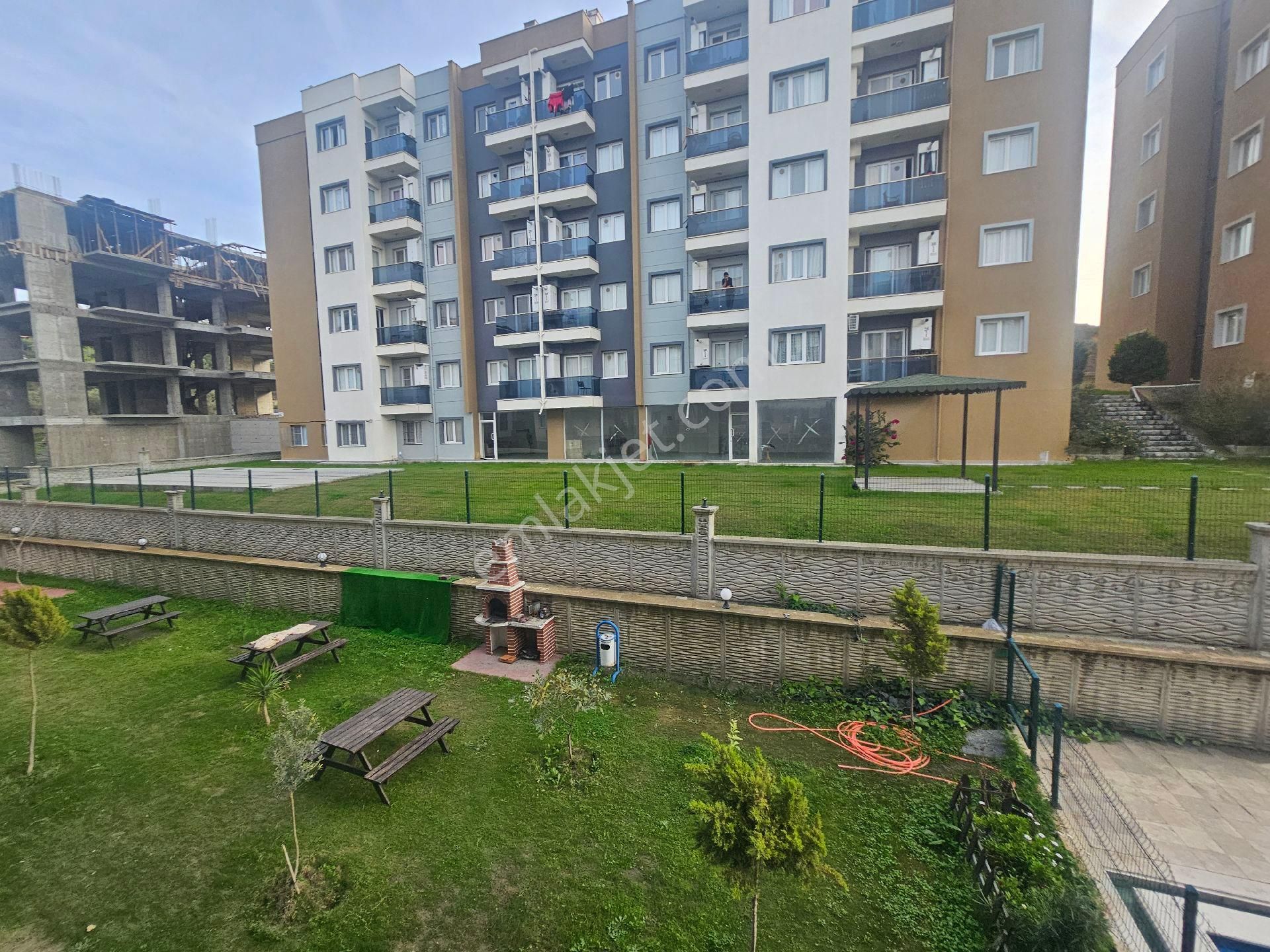 Soke Emlak Ofisinden Yenikentte Havuzlu Sitede Satılık - Görsel 11