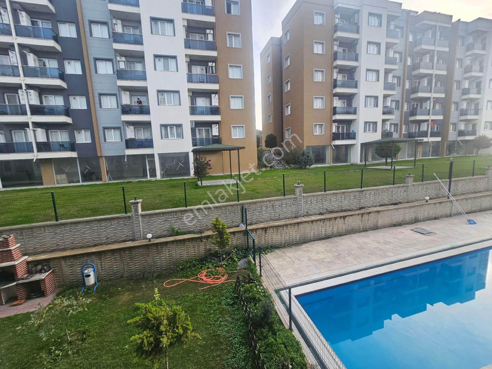 Soke Emlak Ofisinden Yenikentte Havuzlu Sitede Satılık - Görsel 8