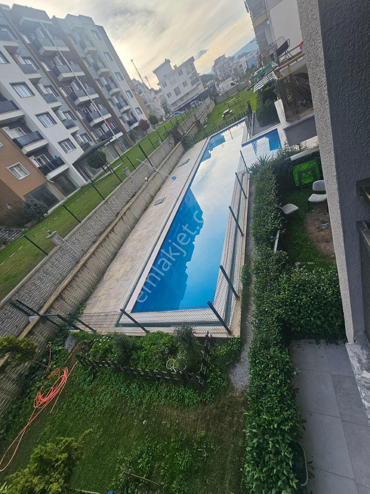 Soke Emlak Ofisinden Yenikentte Havuzlu Sitede Satılık - Görsel 13