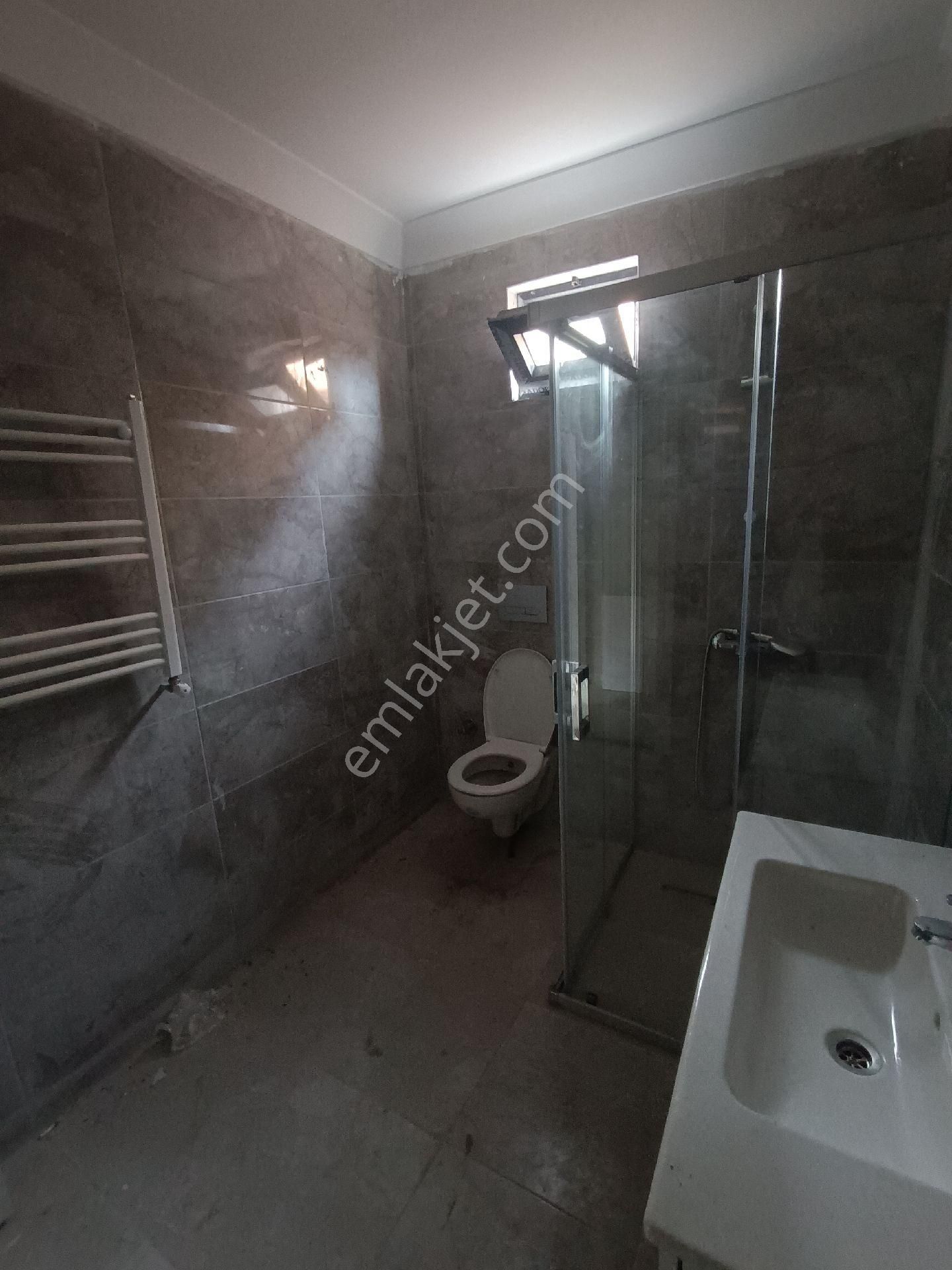 Para'dan Sultanbeyli Merkez Konumda Balkonlu 2+1 Satılık Daire - Görsel 11