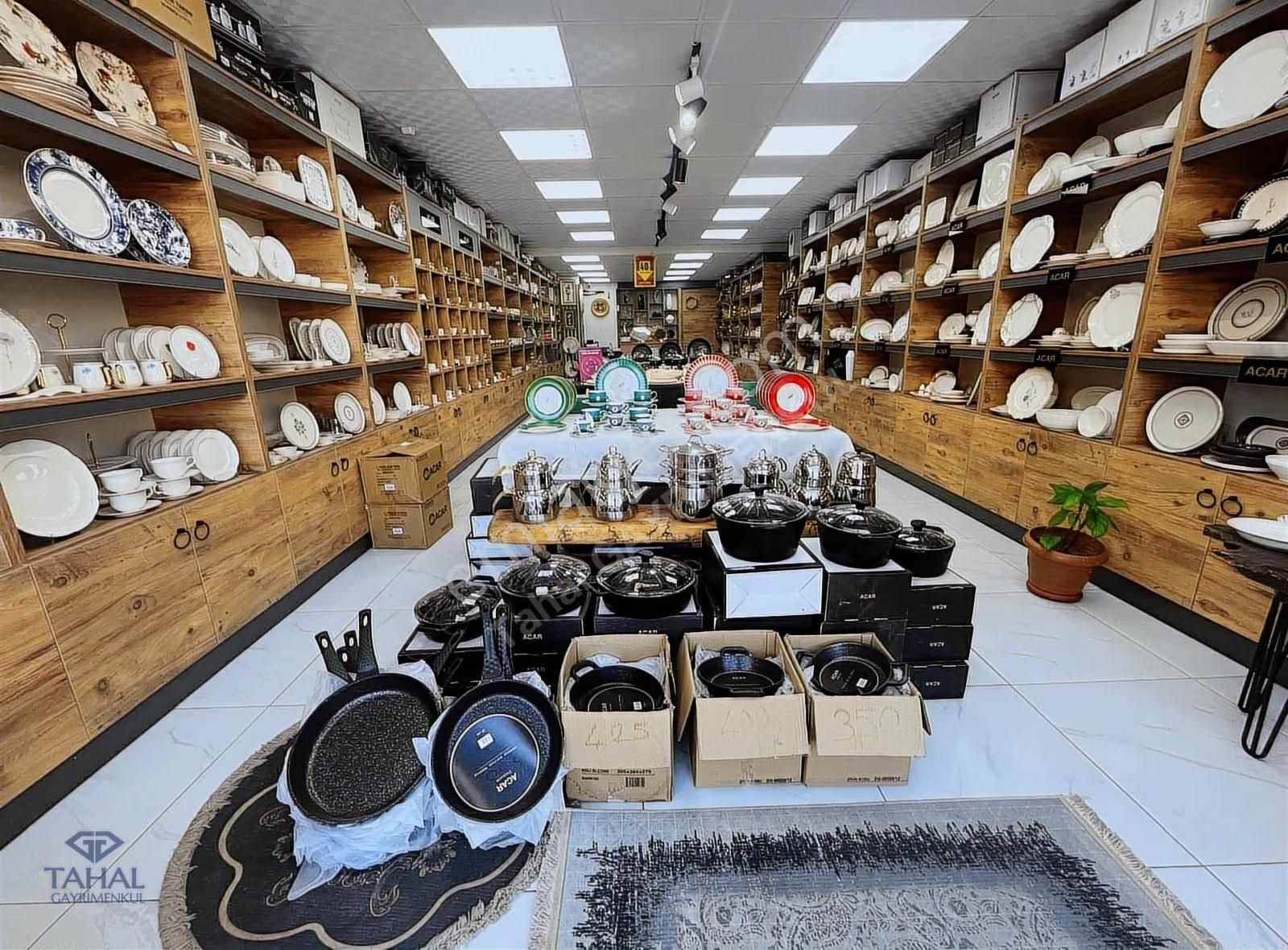 Kepez Mehmet Akif Ersoy Mh. İşlek Cadde Üzeri Devren Kiralık