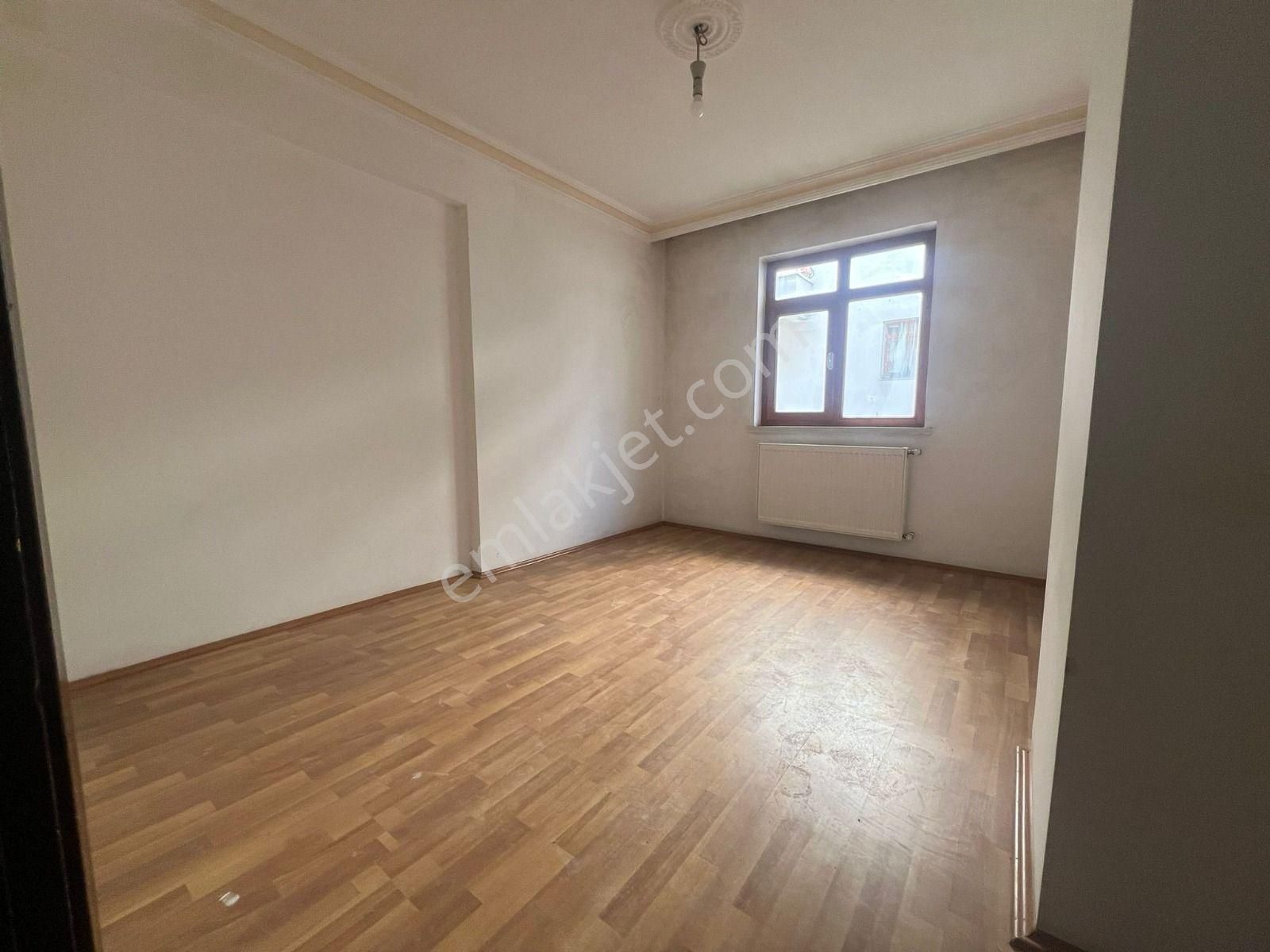 Kanuni'de Cadde Yakını İskanlı 2+1 Daire! - Görsel 14