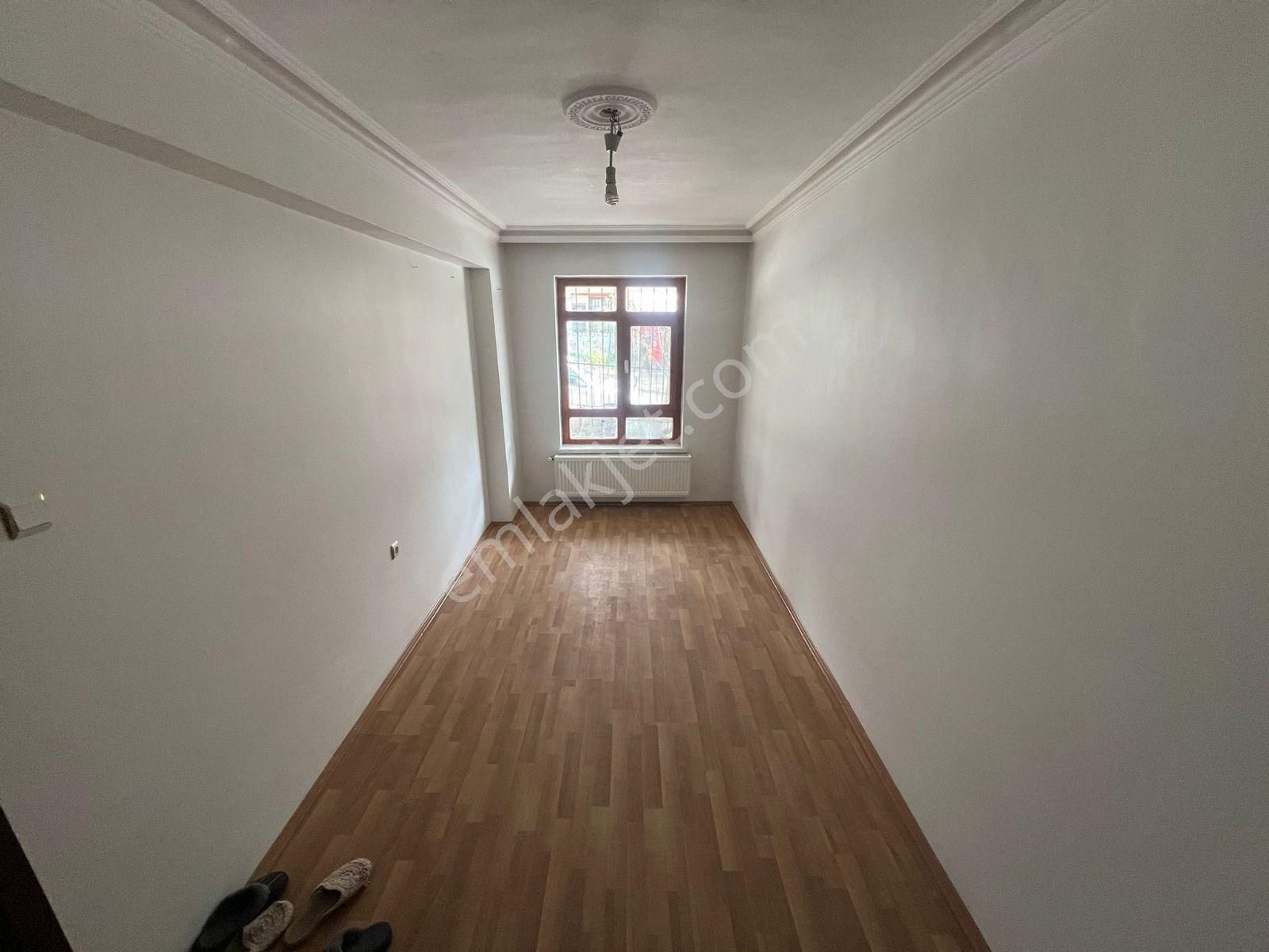 Kanuni'de Cadde Yakını İskanlı 2+1 Daire! - Görsel 11