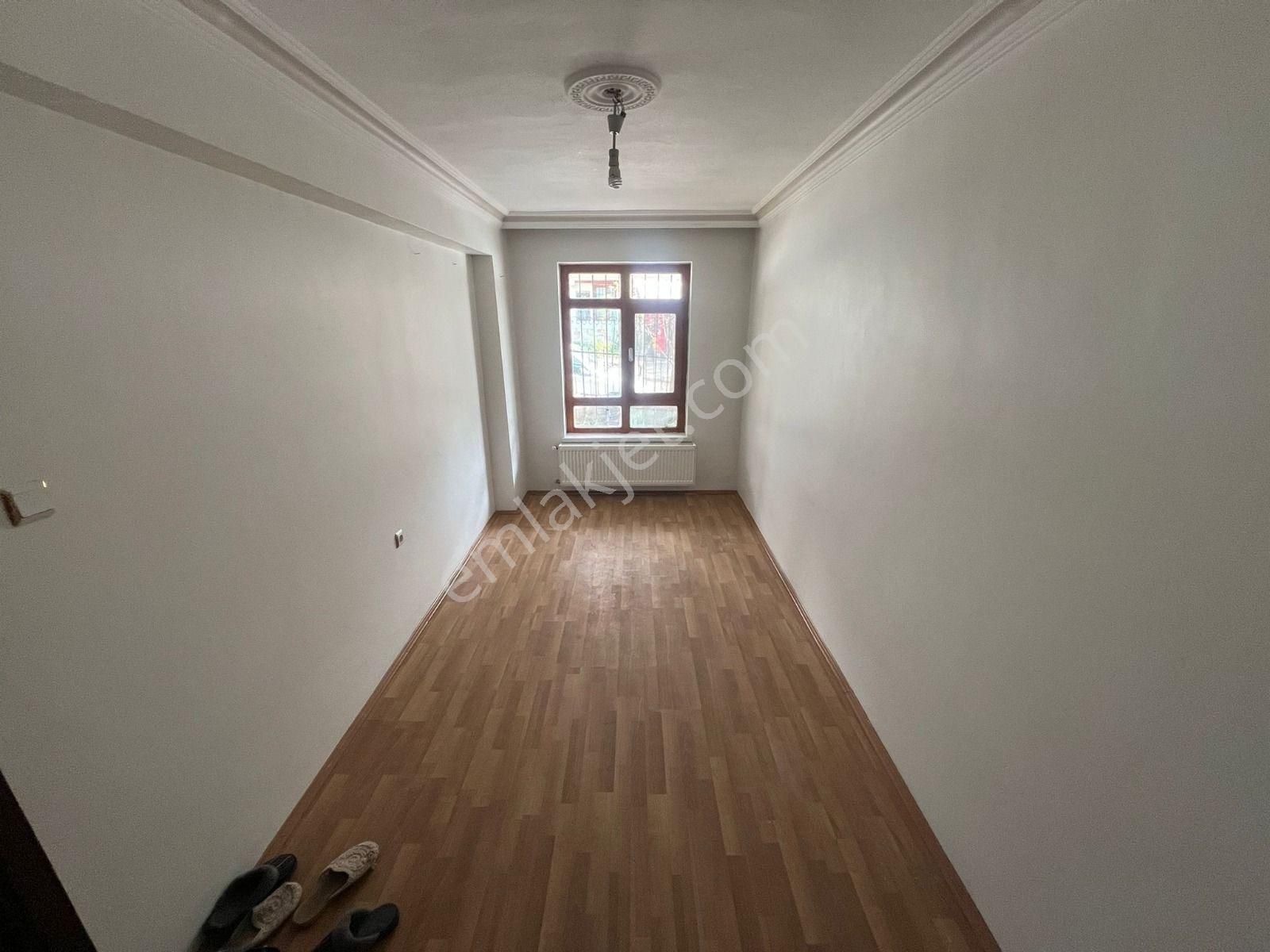 Kanuni'de Cadde Yakını İskanlı 2+1 Daire! - Görsel 10