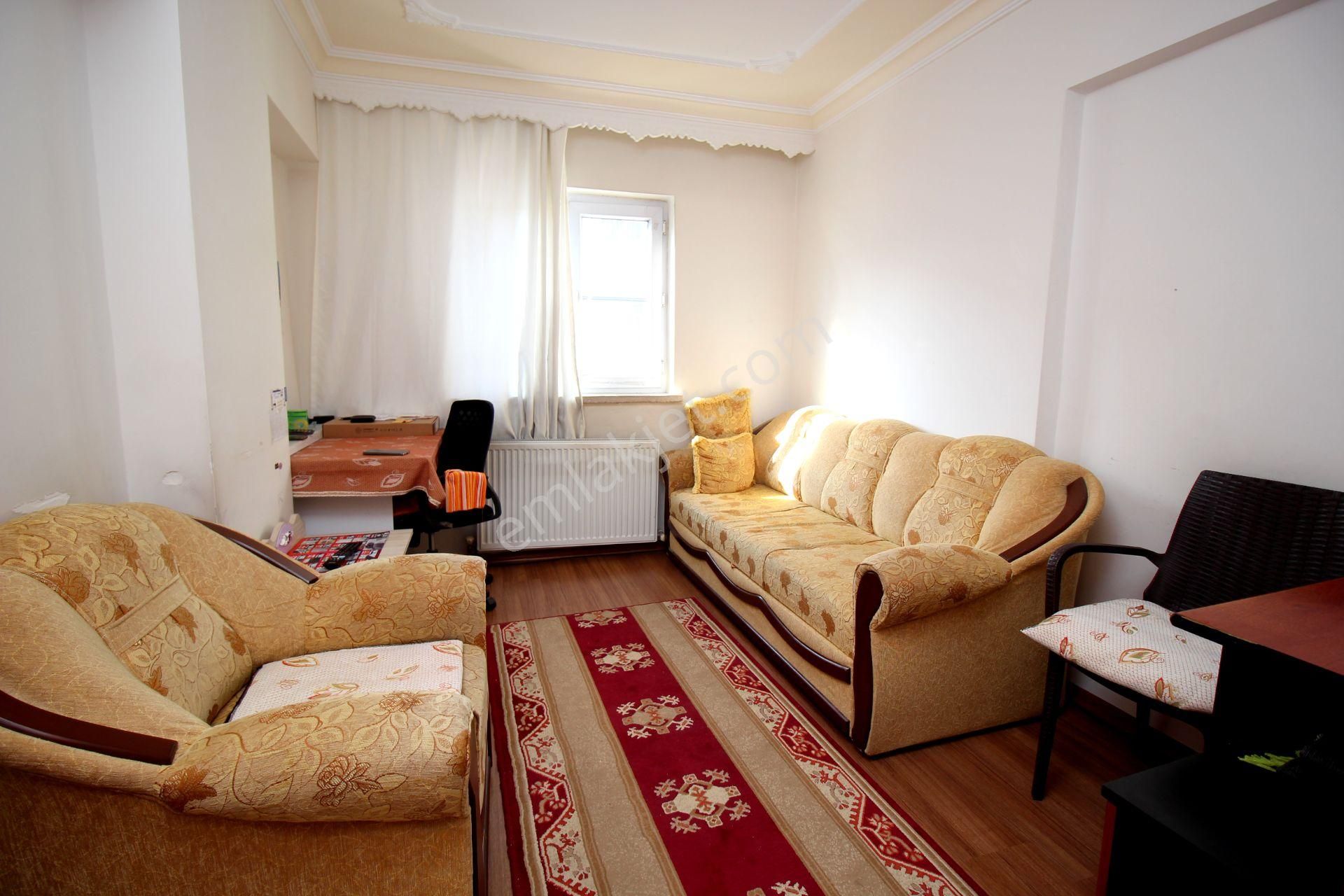 Emre Emlak'tan Süvari'de Ön Cephe Arakat 3+1 Satılık Daire - Görsel 12