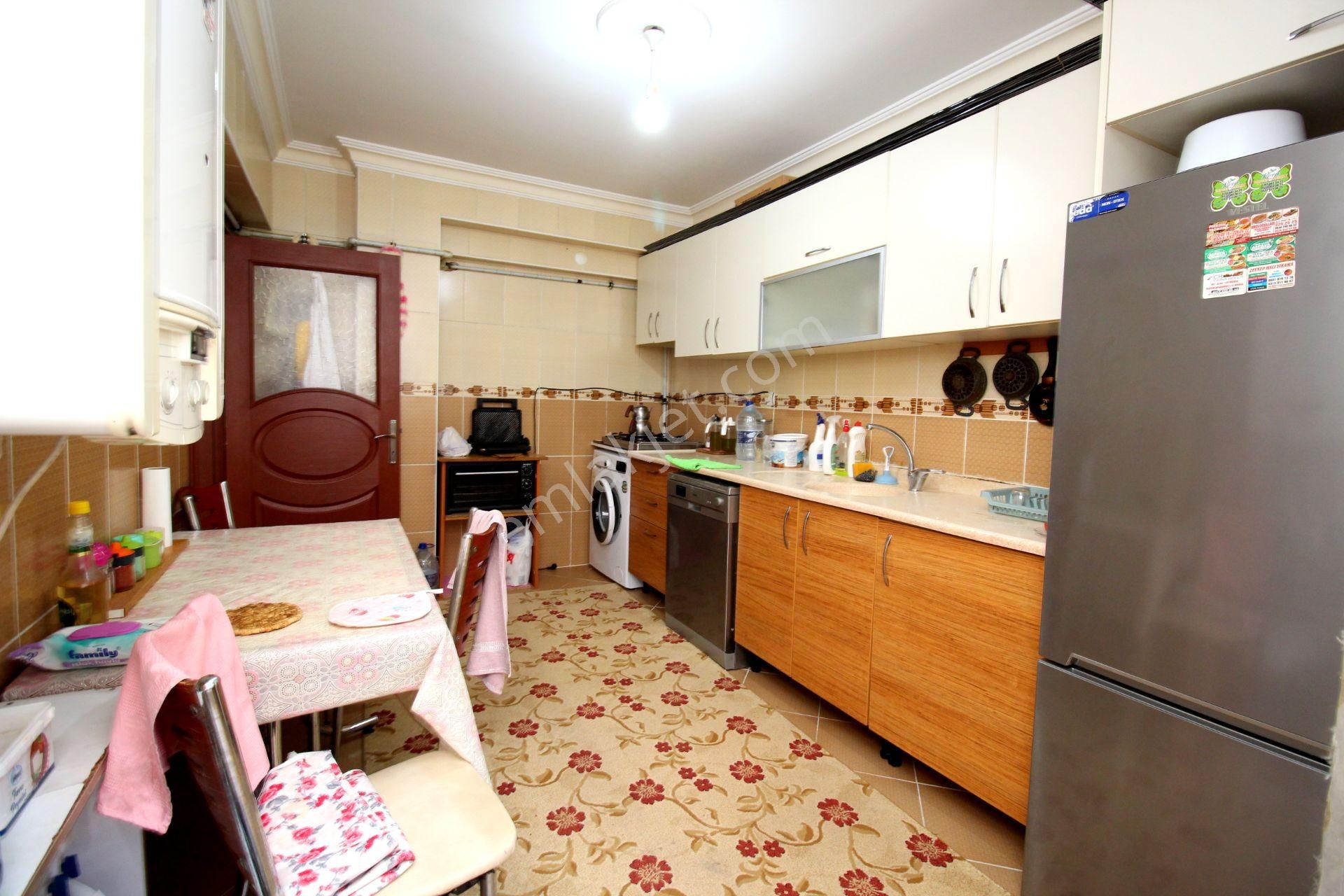 Emre Emlak'tan Süvari'de Ön Cephe Arakat 3+1 Satılık Daire - Görsel 2